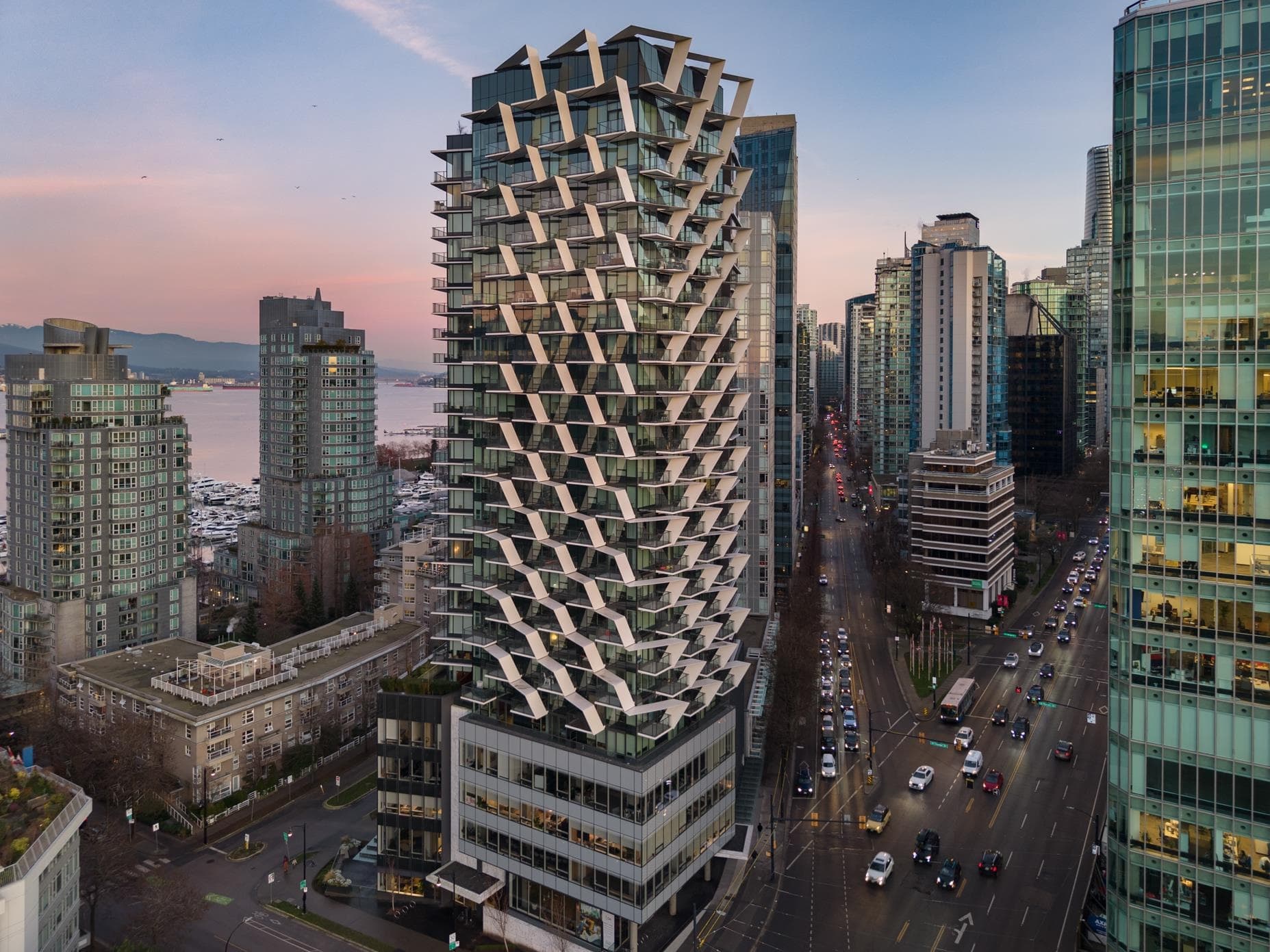 1404 - 620 Cardero Street, Vancouver, V6G 0C7 — photo 2