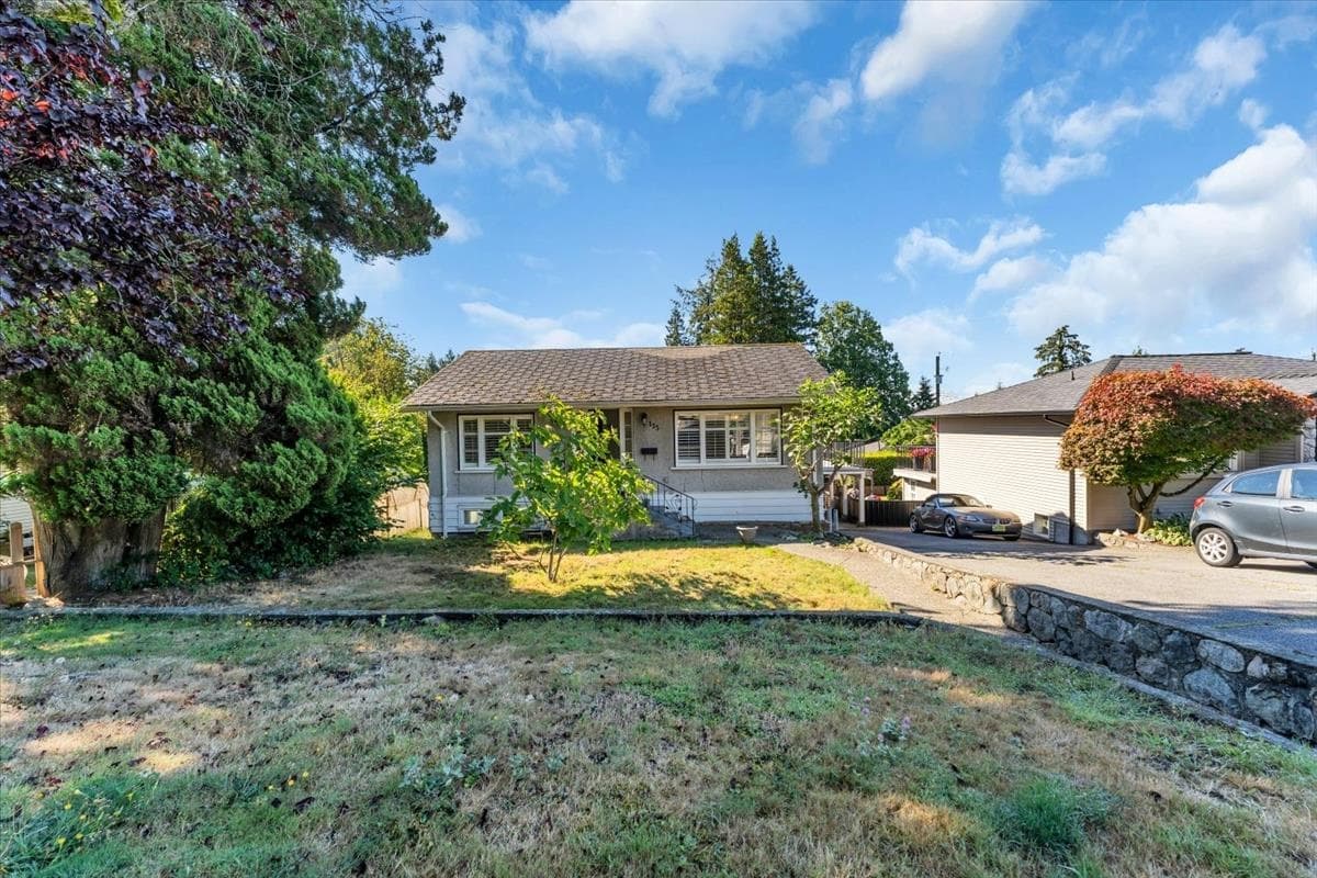 135 E 27 Street, North Vancouver, V7N 1B3 — photo 2