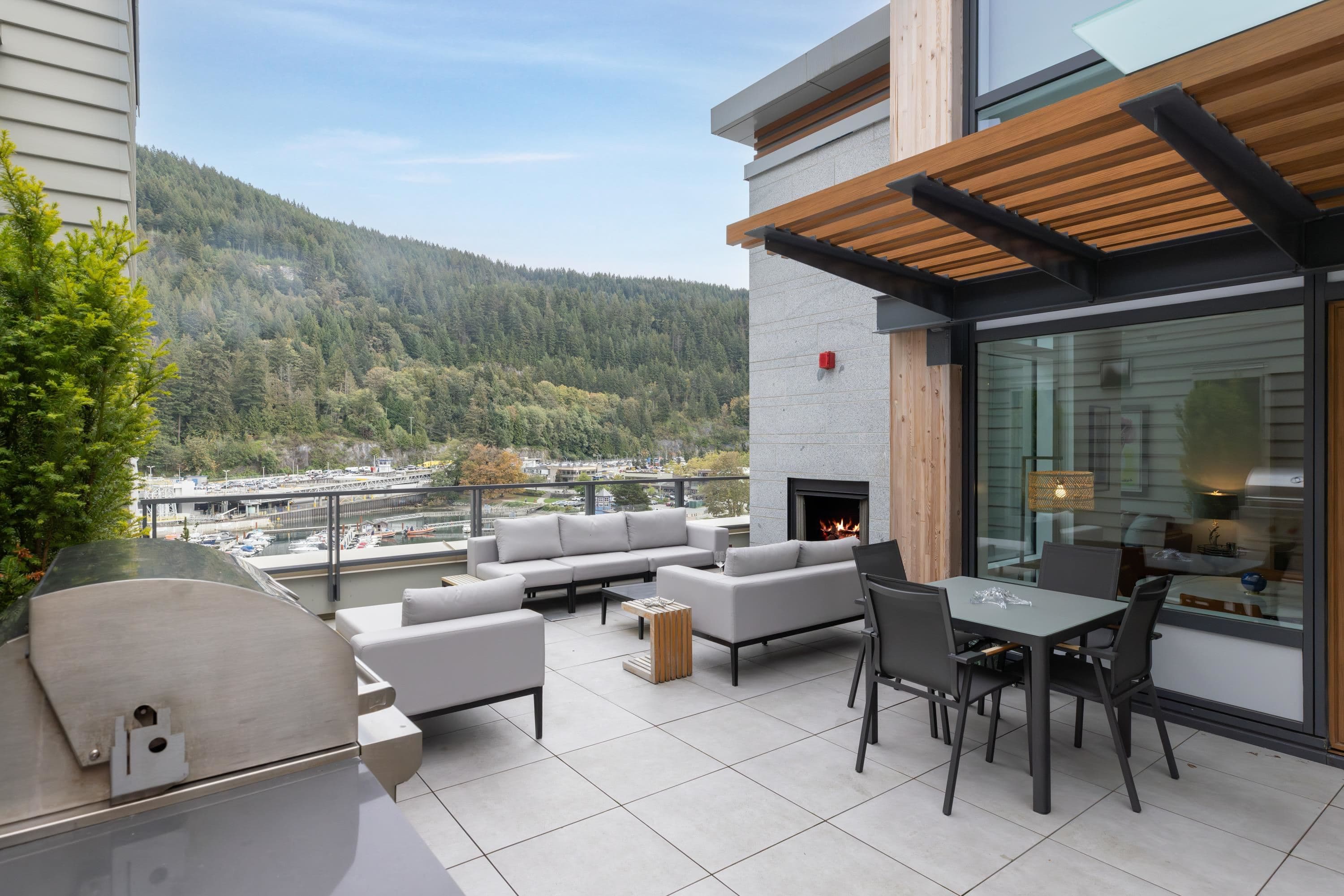 706 - 6707 Nelson Avenue, West Vancouver, V7W 0A4 — photo 3