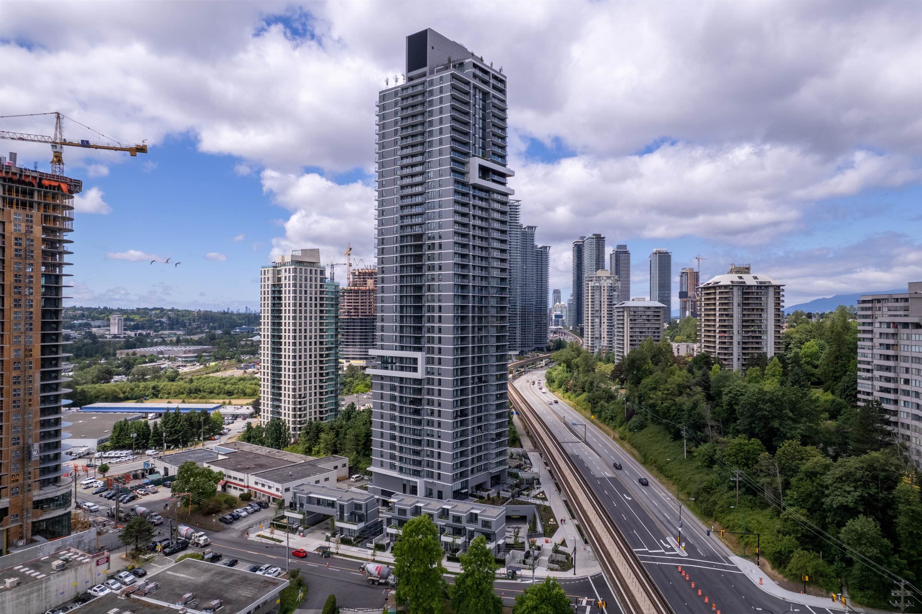 806 - 2135 Springer Avenue, Burnaby, V5B 3K4 — photo 5