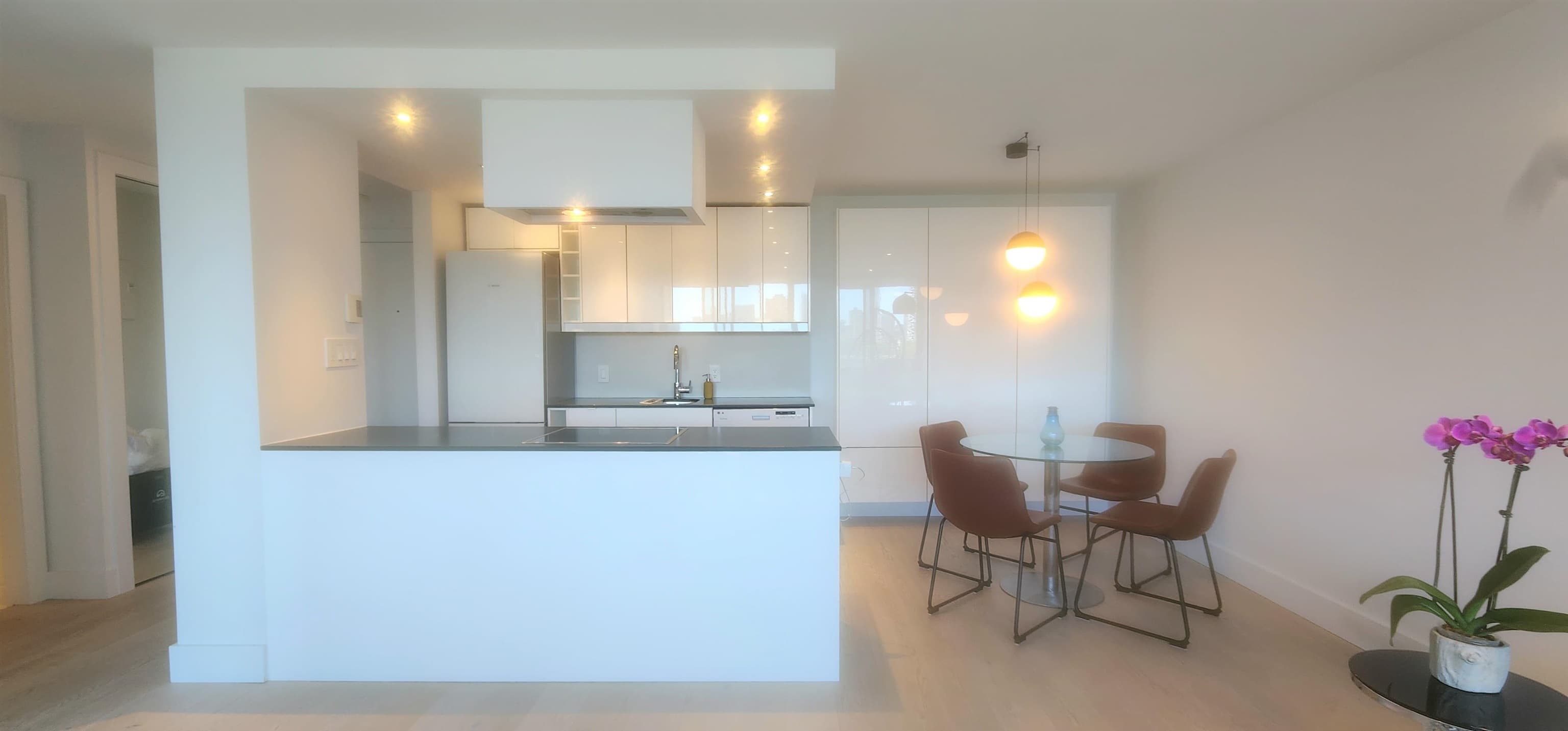 1806 - 1725 Pendrell Street Street, Vancouver, V6G 2X7 — photo 4
