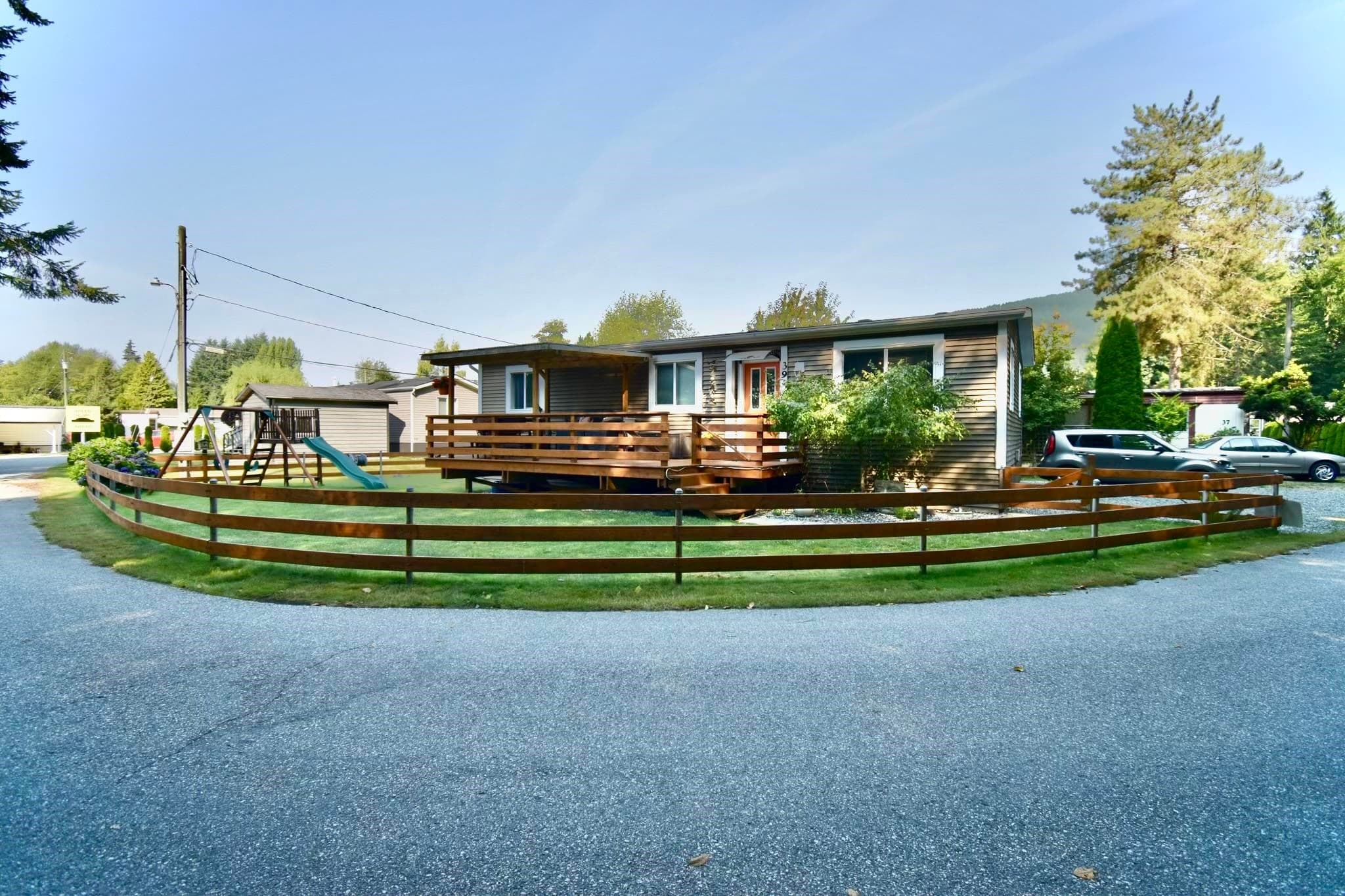 39 - 1413 Sunshine Coast Highway, Gibsons, V0N 1V5 — photo 4