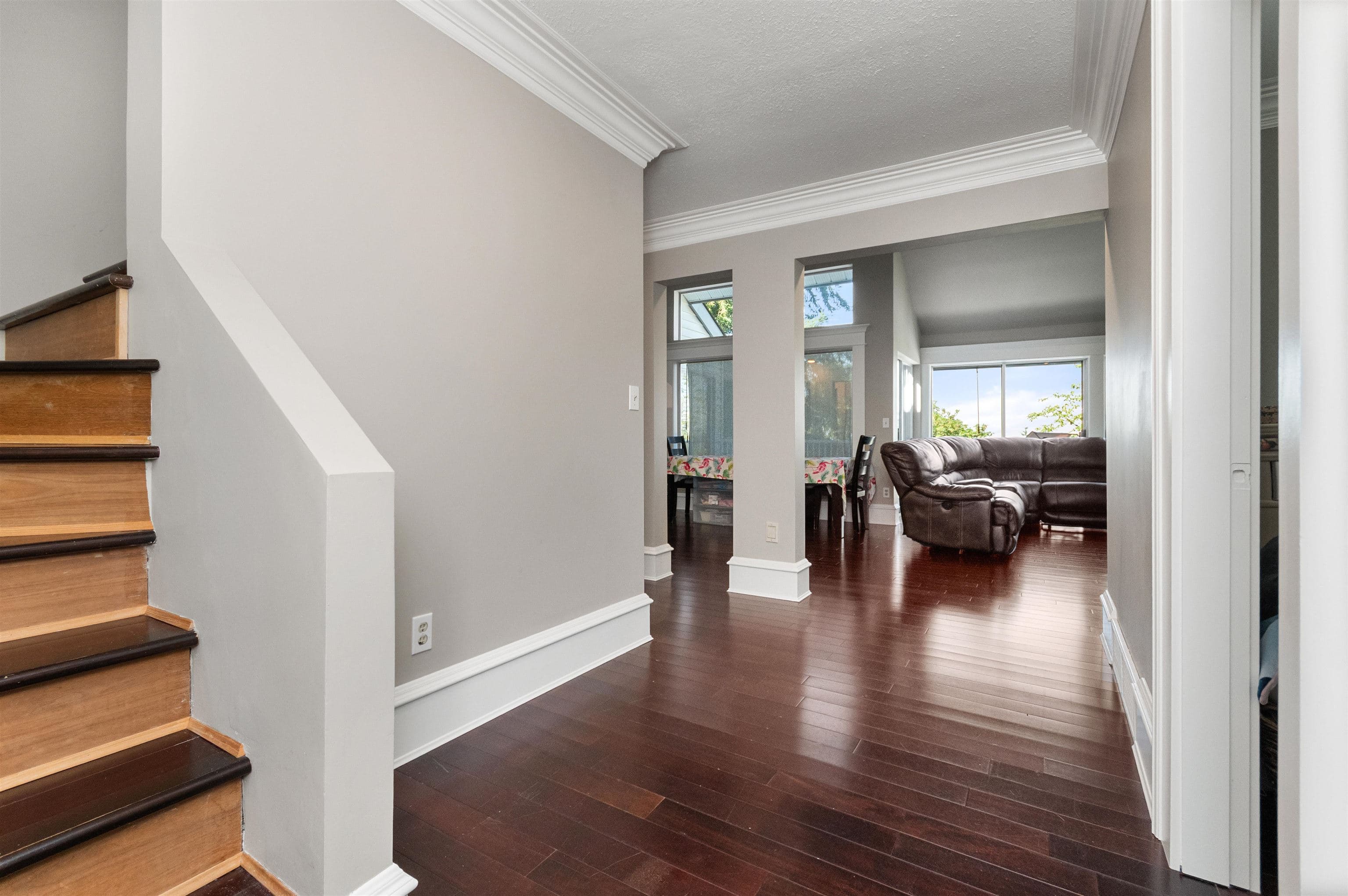 2716 St Moritz Way, Abbotsford, V3G 1C3 — photo 4