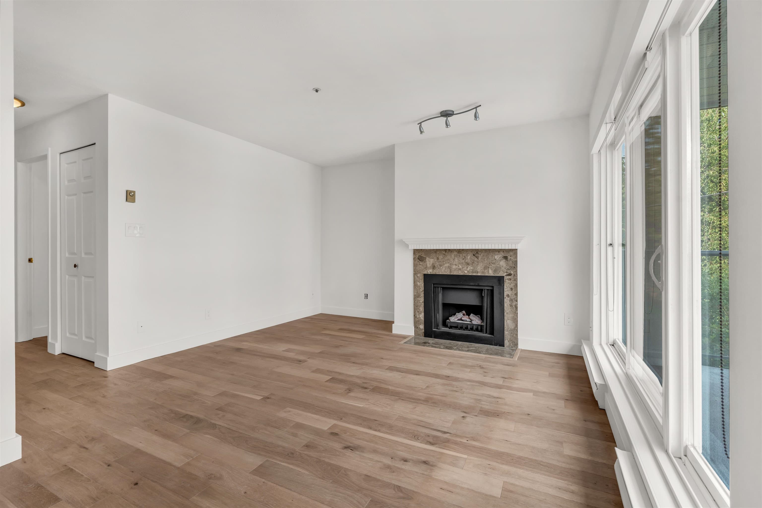 204 - 833 W 16th Avenue, Vancouver, V5Z 1S9 — photo 4