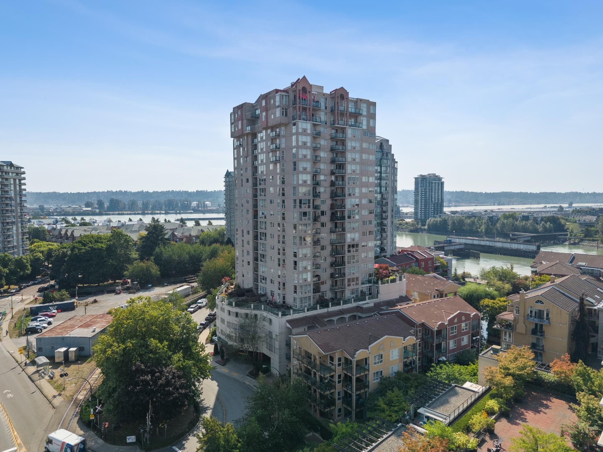 2102 - 10 Laguna Court, New Westminster, V3M 6W3 — photo 1