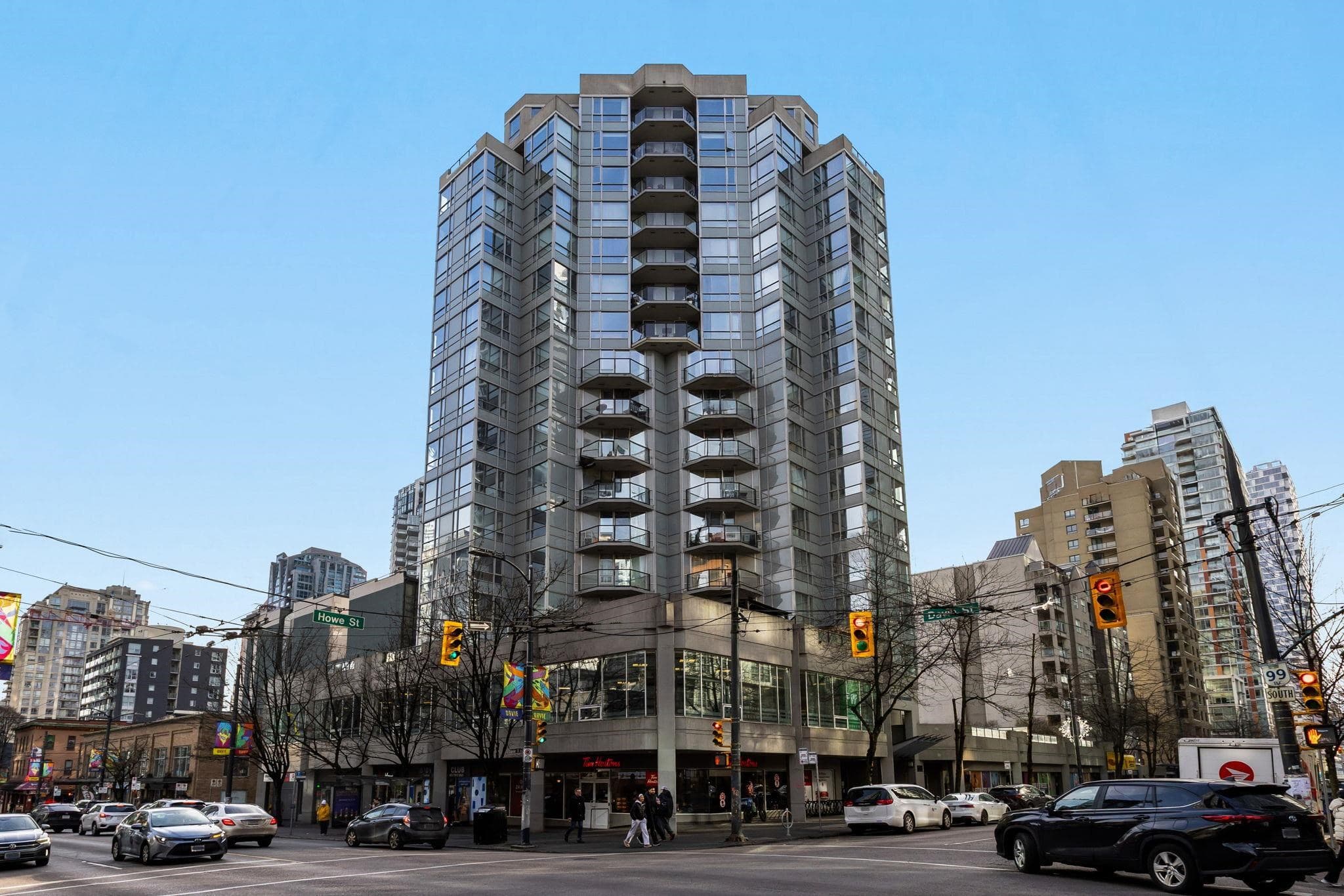 706 - 1212 Howe Street, Vancouver, V6Z 2M9 — photo 1