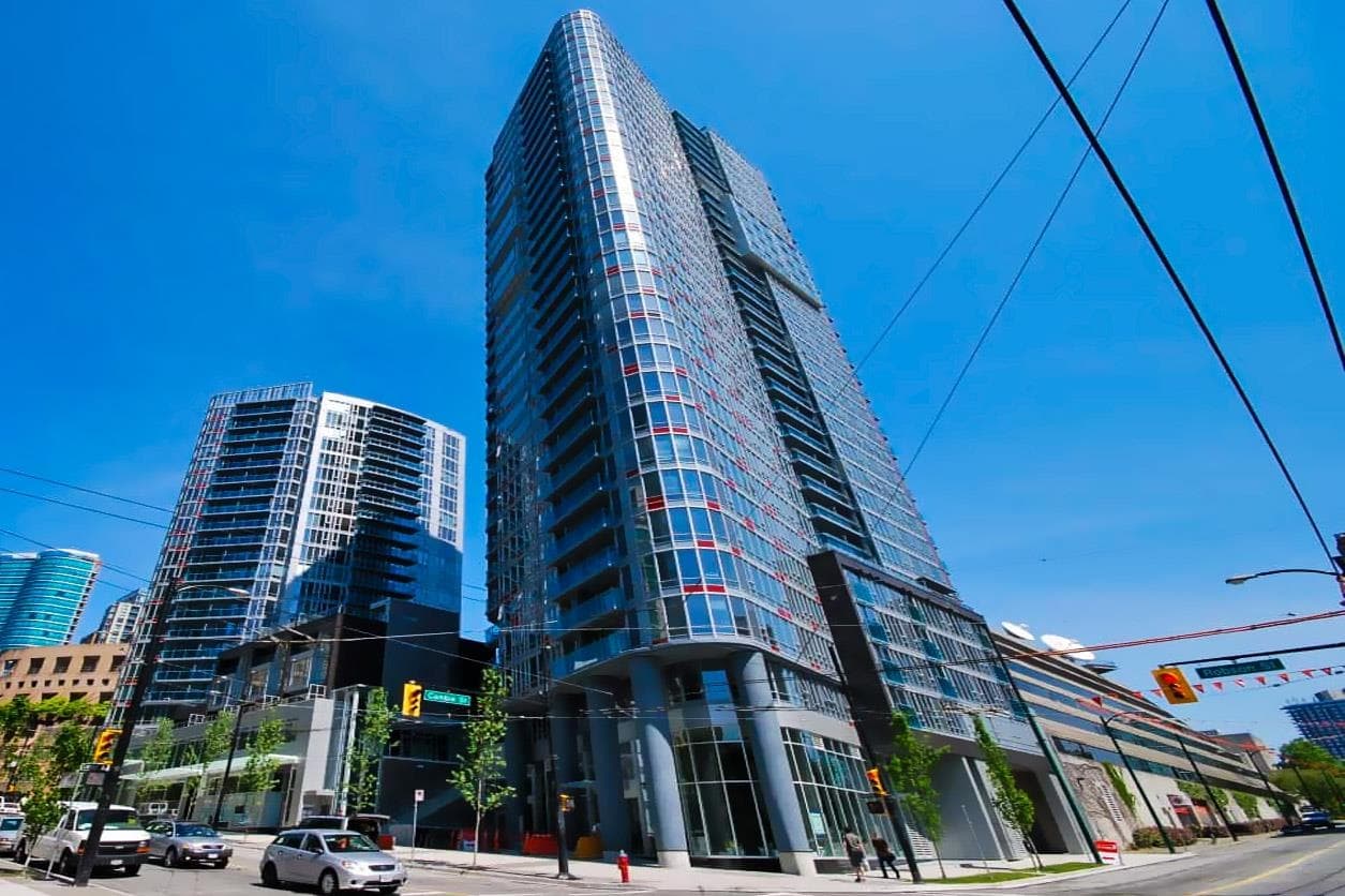 2105 - 233 Robson Street, Vancouver