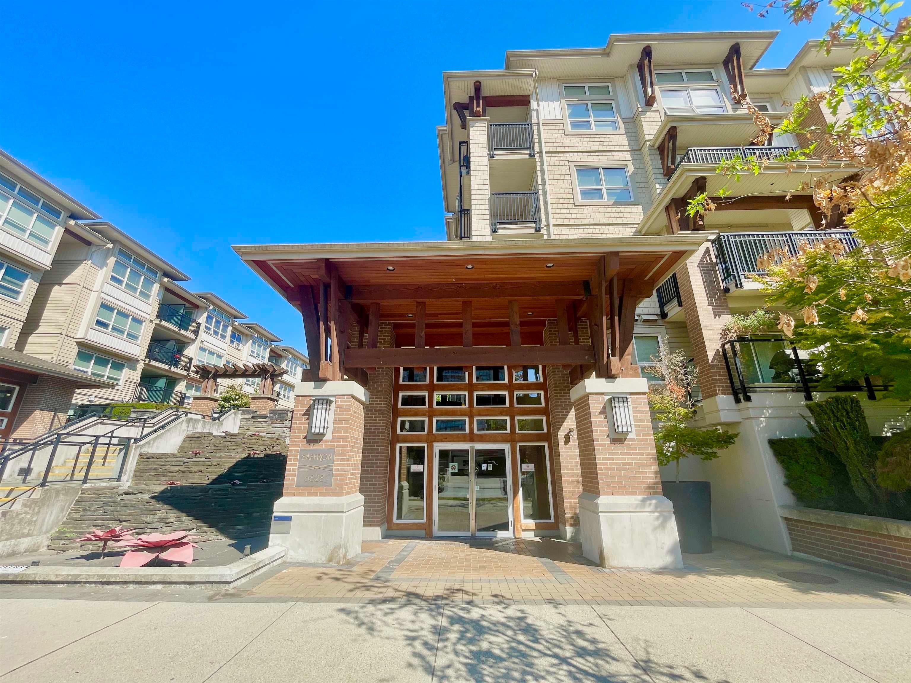 301 - 8600 Park Road, Richmond