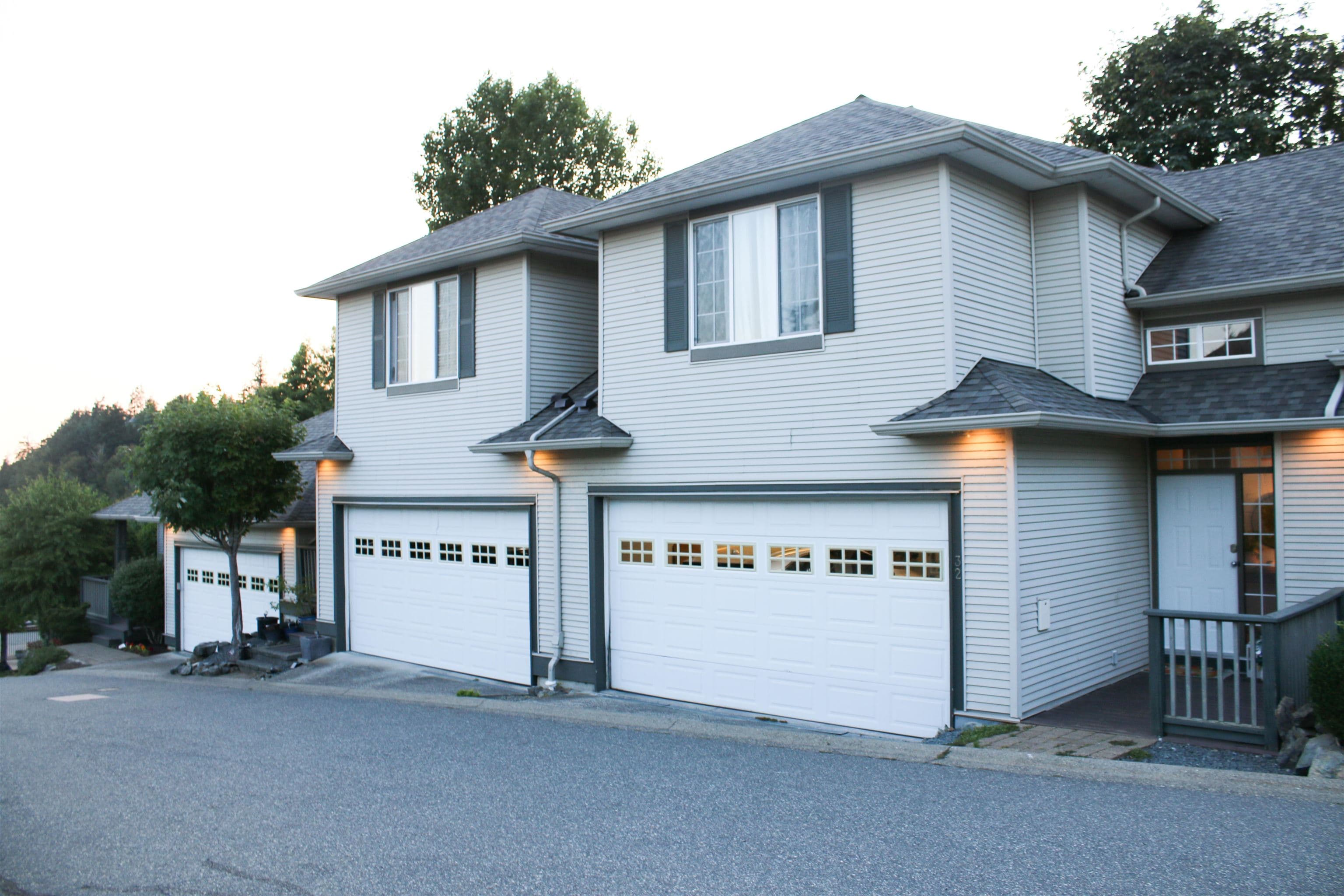 32 - 2088 Winfield Drive, Abbotsford, V3G 3C3 — photo 1