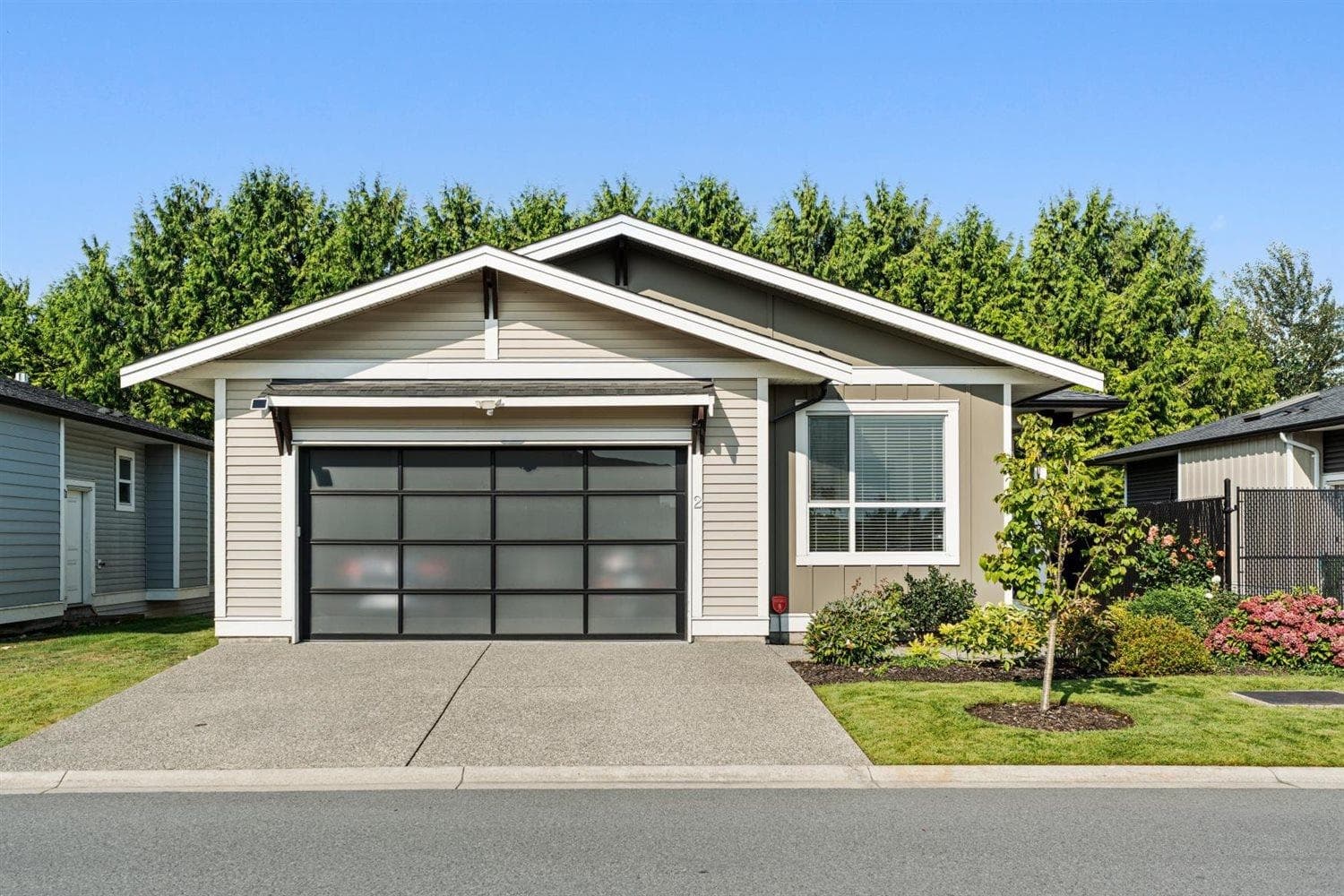 2 - 46213 Hak'weles Road, Chilliwack, V2C 0C6 — photo 1