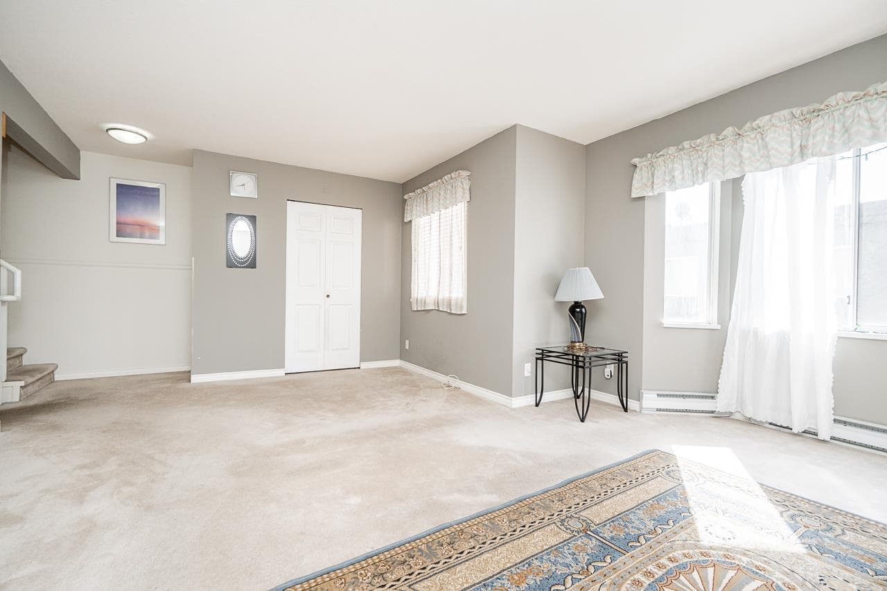 B - 6984 Linden Avenue, Burnaby, V5E 3G6 — photo 4