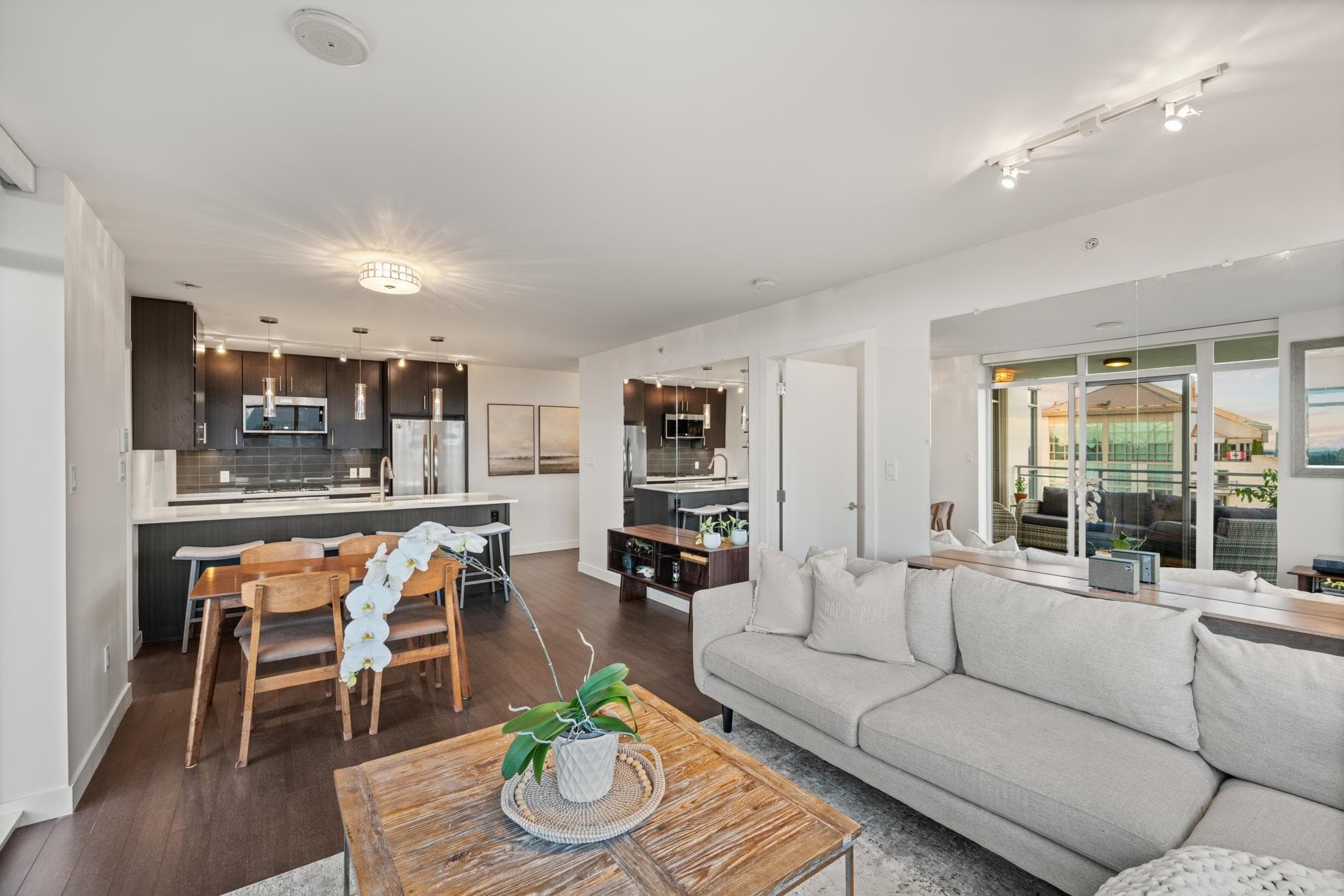 2101 - 608 Belmont Street, New Westminster, V3M 0G8 — photo 4