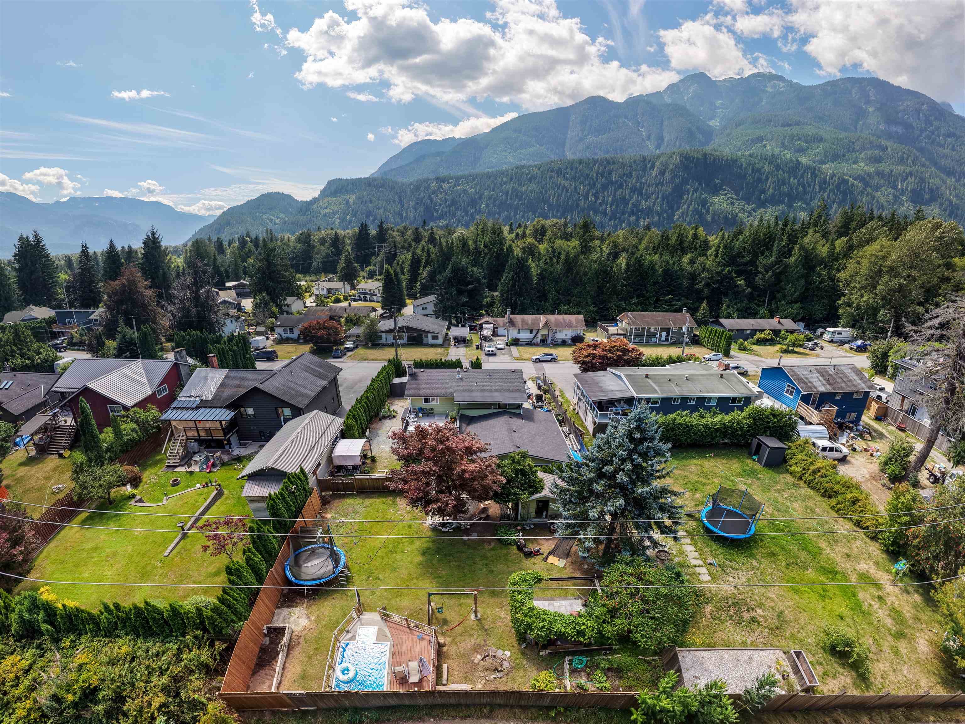 42056 Birken Road, Squamish, V0N 1H0 — photo 1