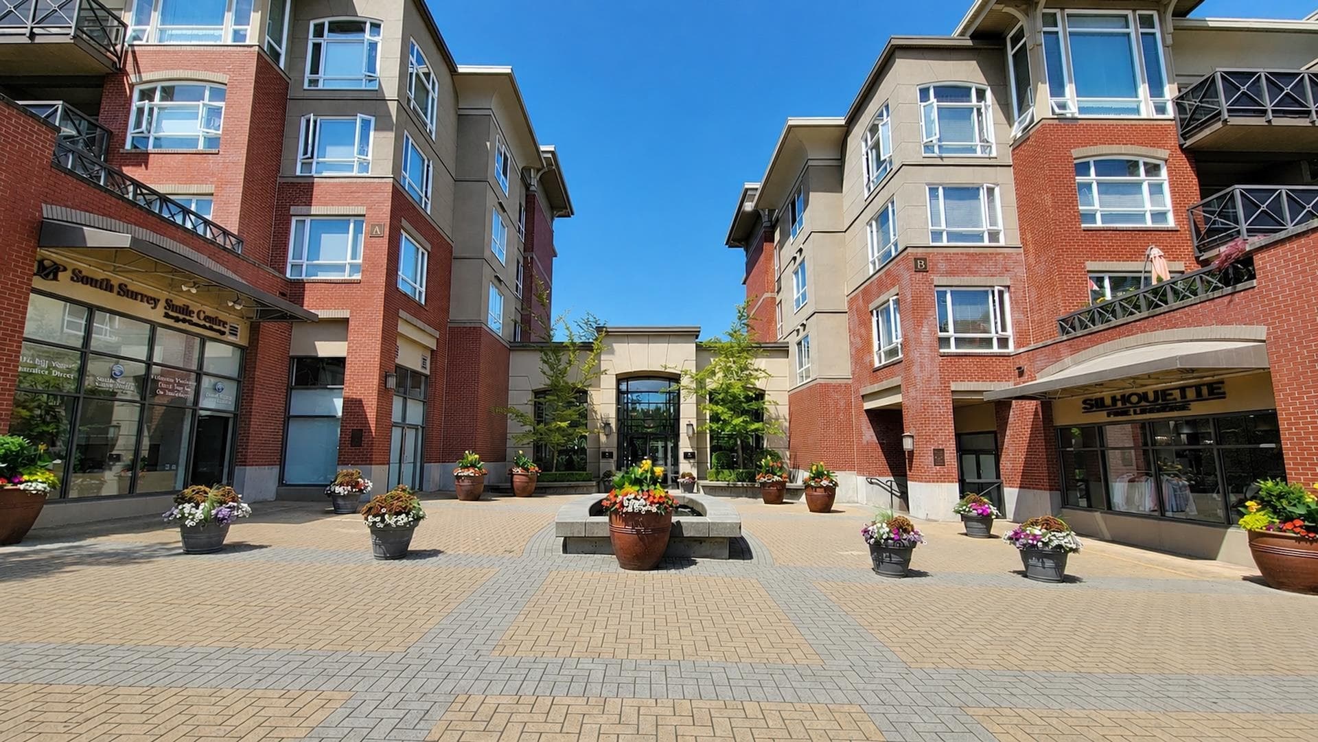 217 - 2970 King George Boulevard, Surrey