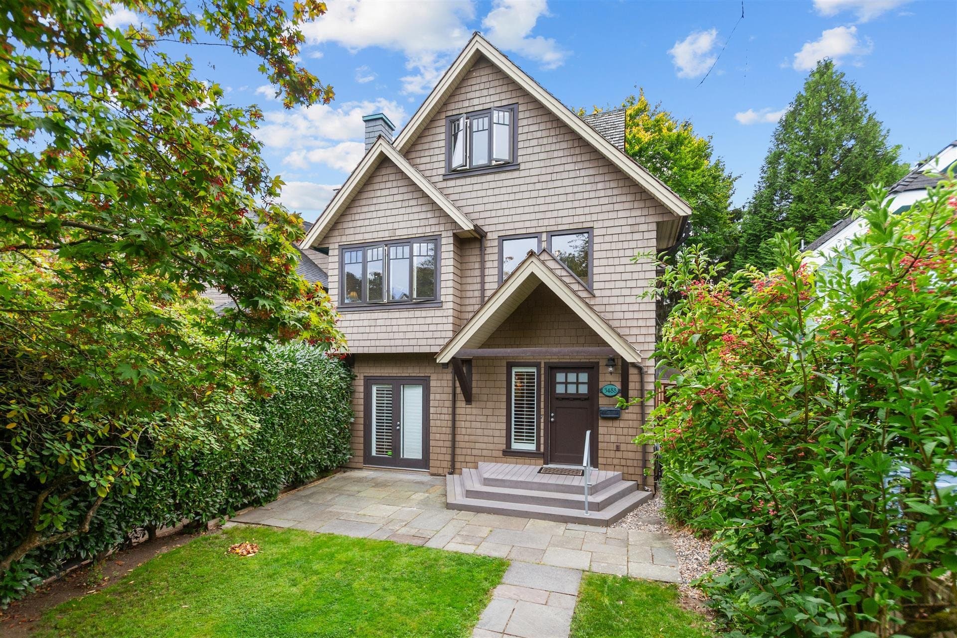 3488 W 3rd Avenue, Vancouver