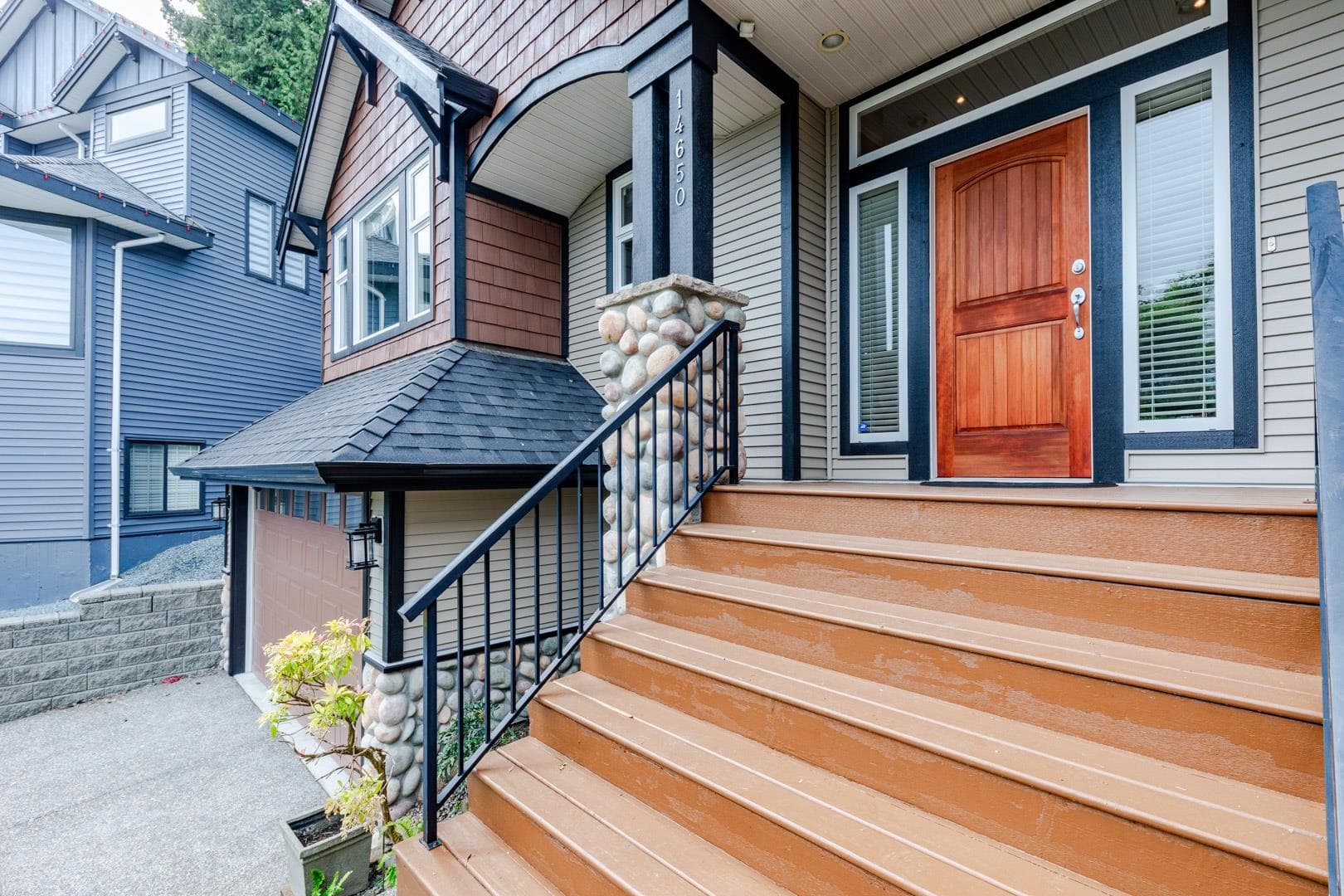 14650 61a Avenue, Surrey, V3S 6N4 — photo 2