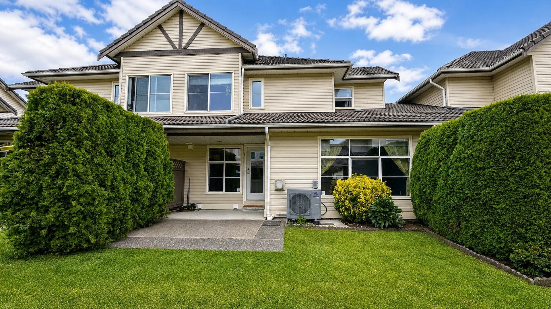 92 - 758 Riverside Drive, Port Coquitlam, V3B 7V8 — photo 1