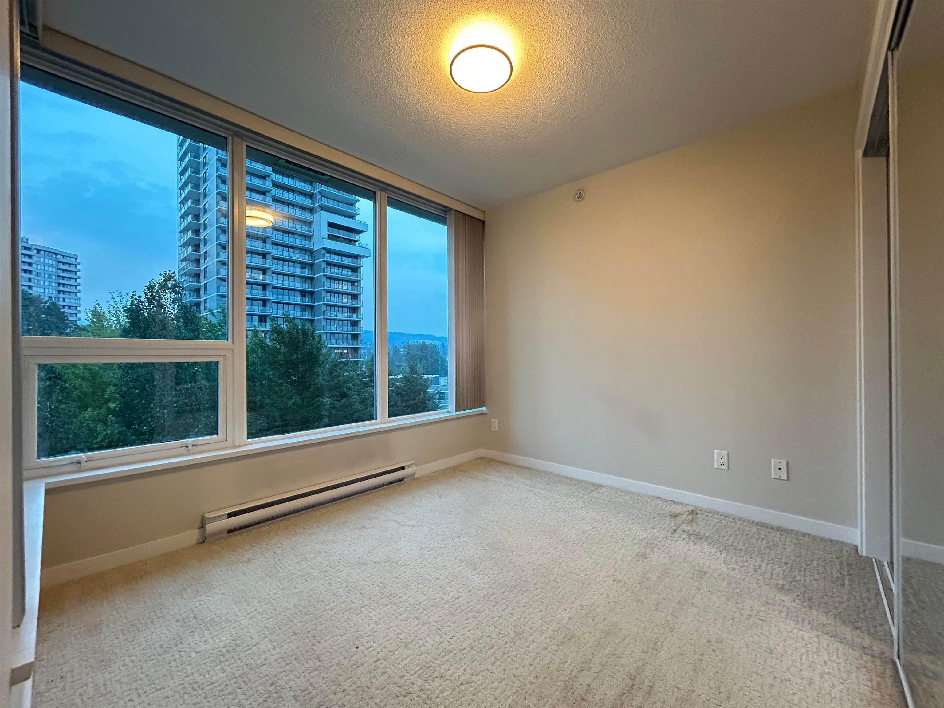 705 - 2232 Douglas Road, Burnaby, V5C 0G9 — photo 4
