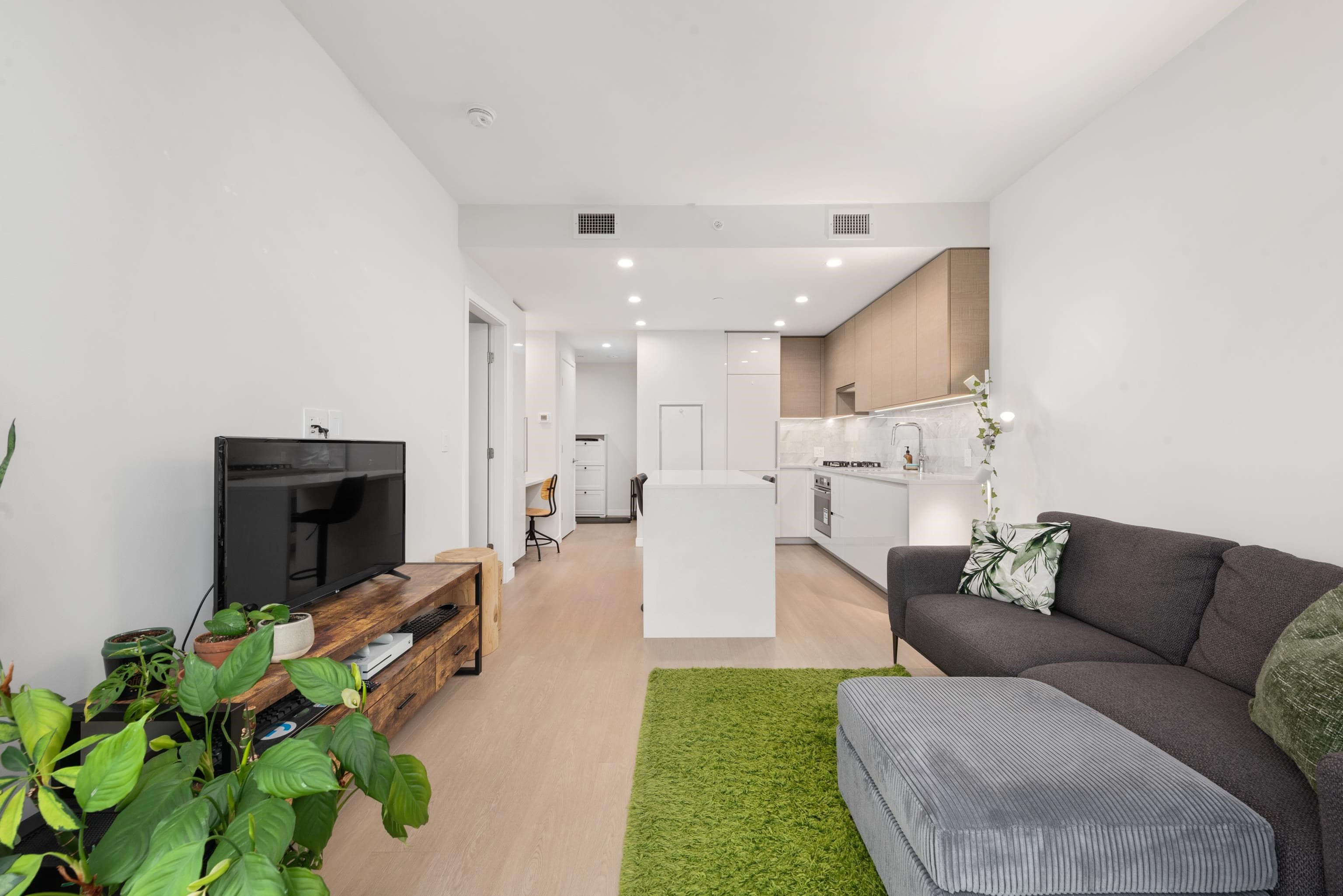 1301 - 2186 Gilmore Avenue, Burnaby, V5C 0N7 — photo 4