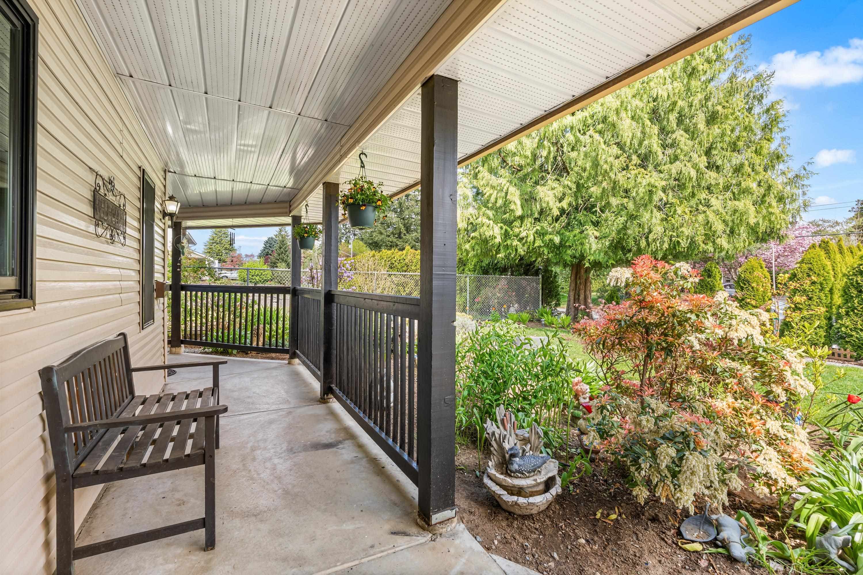 12019 206 Street, Maple Ridge, V2X 1T8 — photo 2