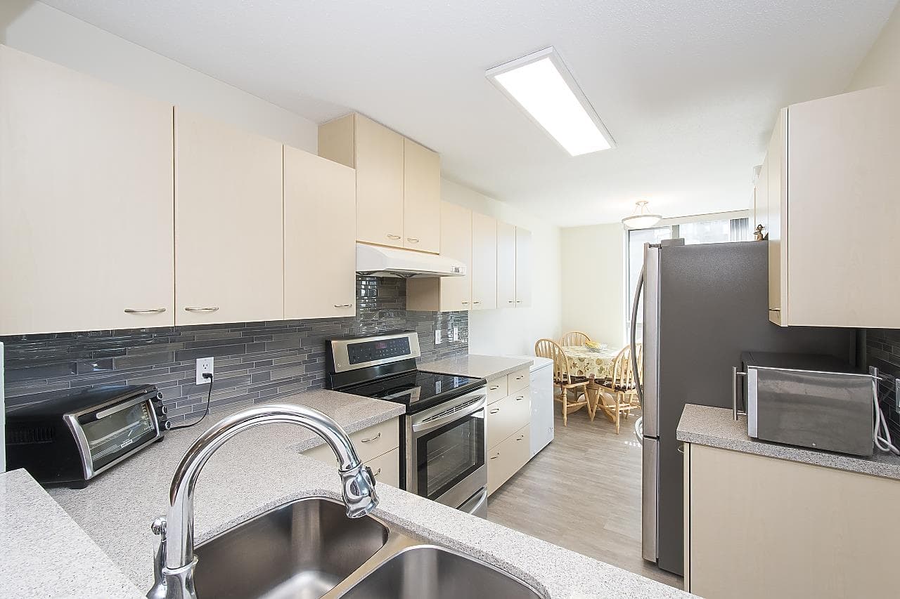 605 - 5848 Olive Avenue, Burnaby, V5H 4V6 — photo 5