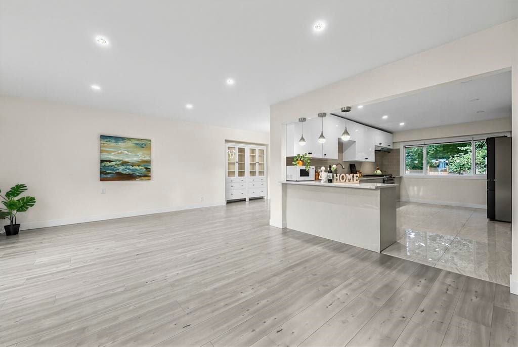 4936 Barker Crescent, Burnaby, V5G 3G5 — photo 5