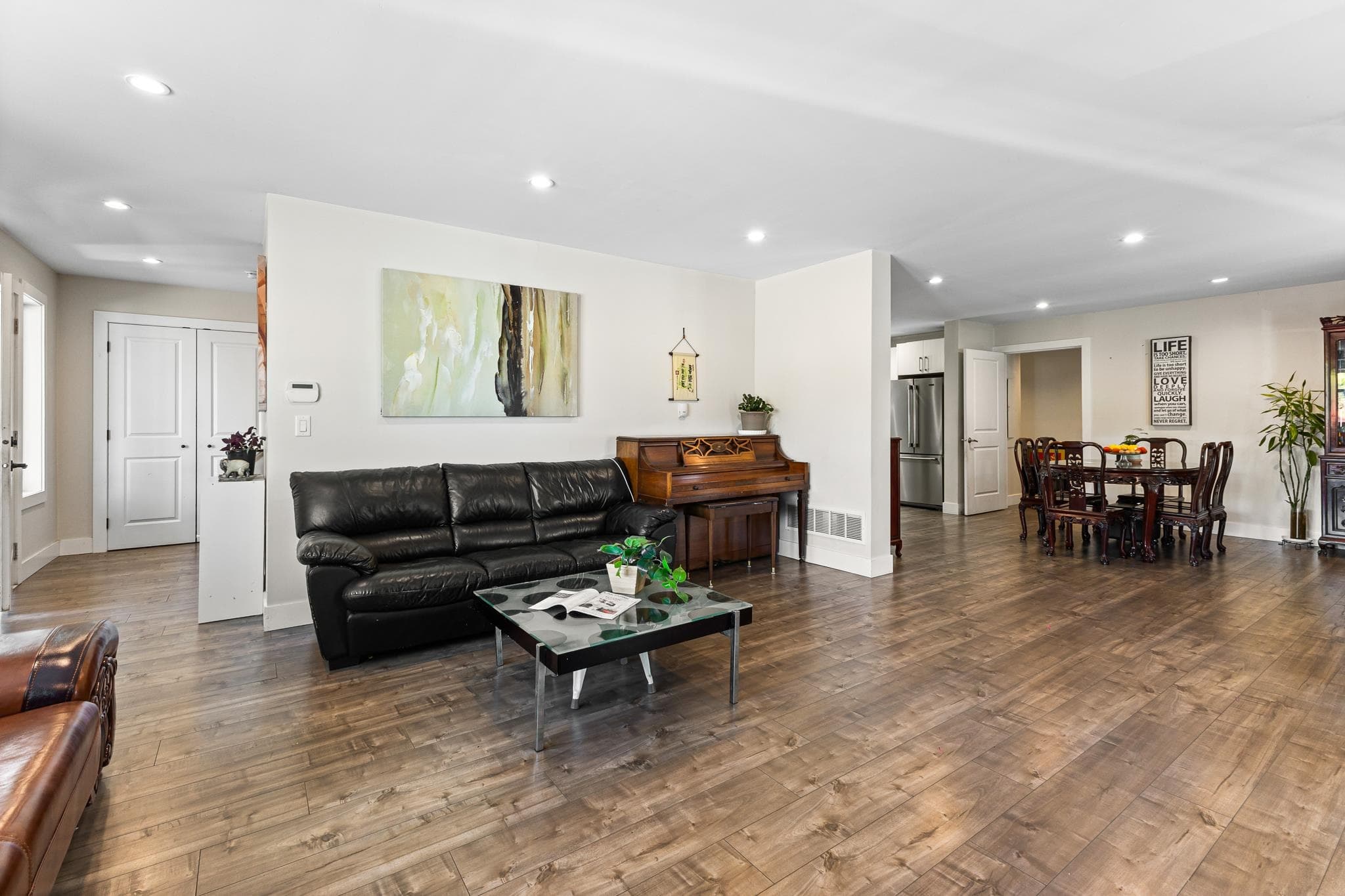 7535 Burgess Street, Burnaby, V3N 3H9 — photo 4