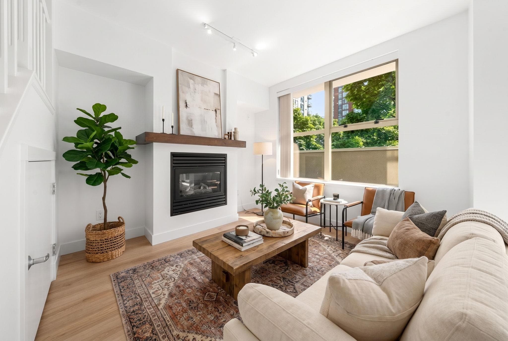 TH9 - 969 Richards Street, Vancouver, V6B 1A8 — photo 4