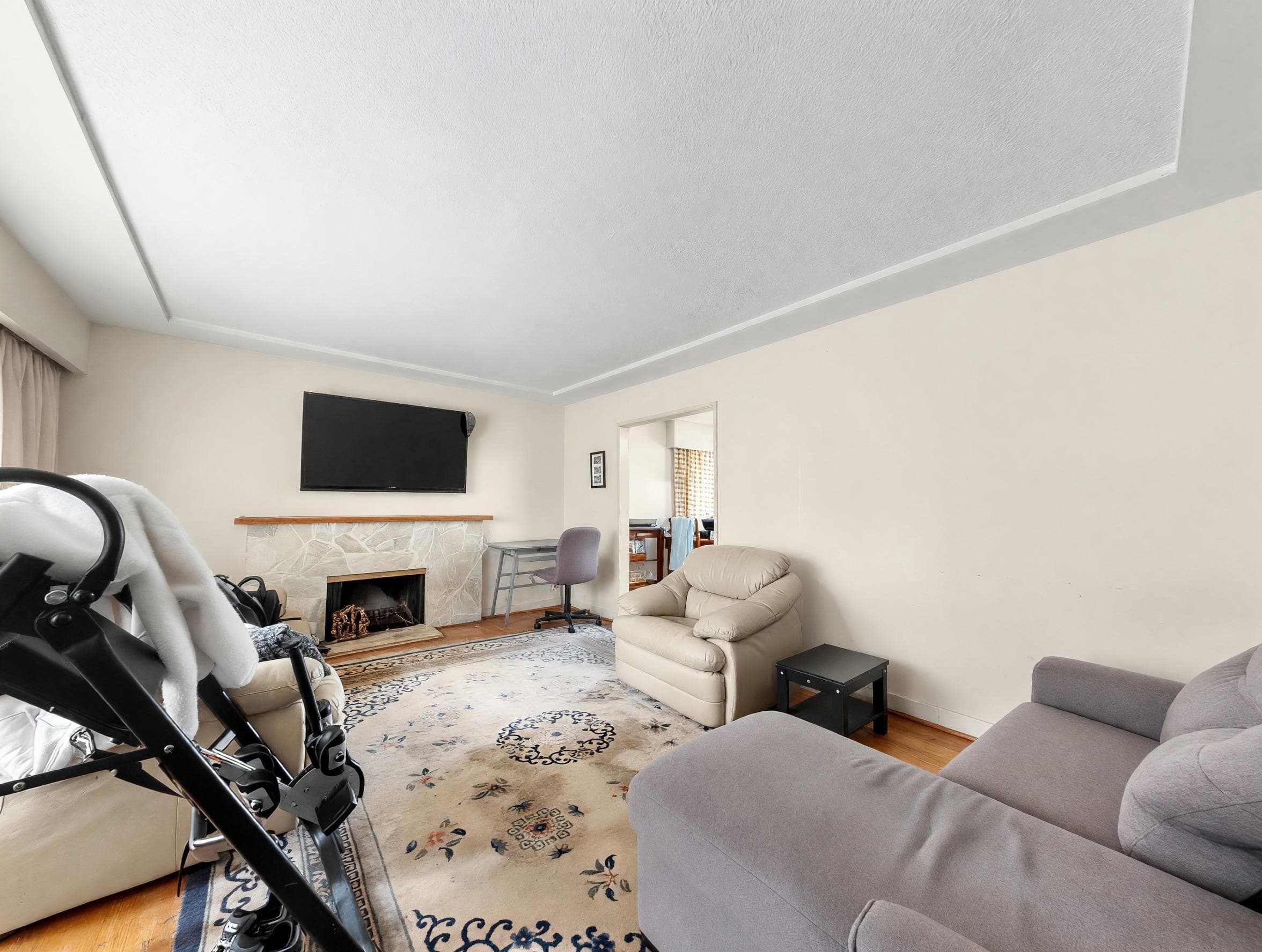 6987 Balmoral Street, Vancouver, V5P 3P8 — photo 3