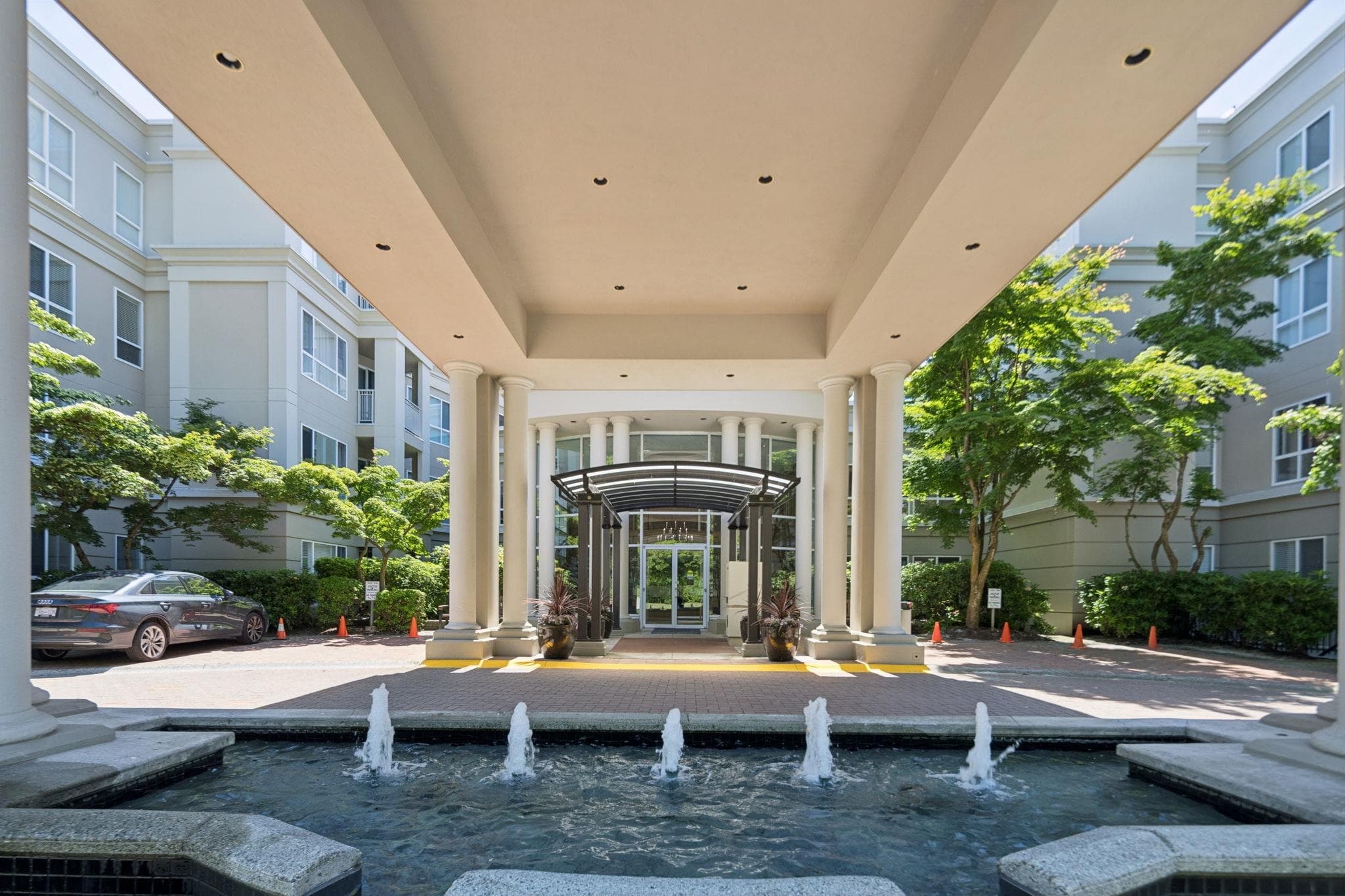 118 - 3098 Guildford Way, Coquitlam