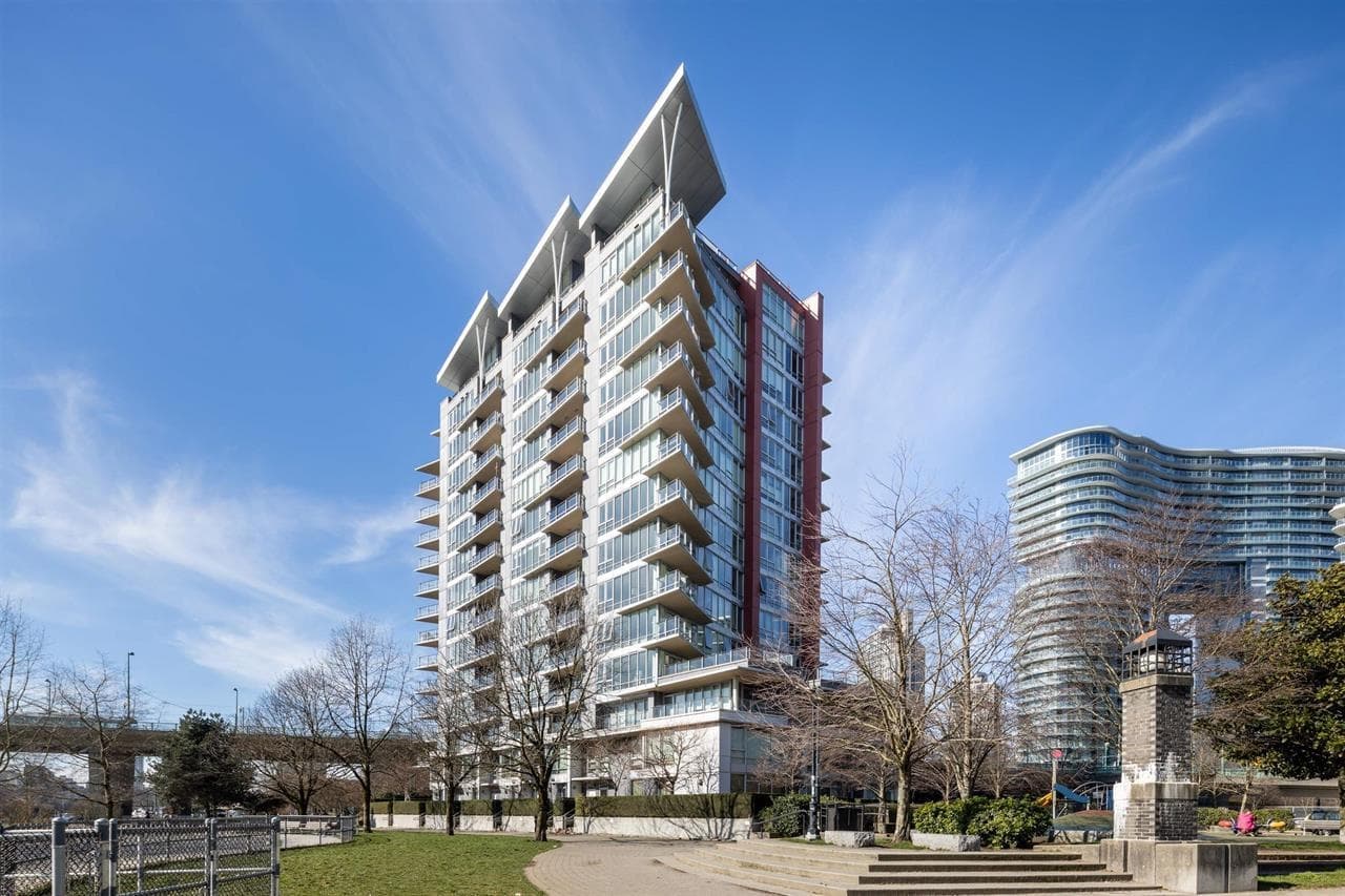 1607 - 980 Cooperage Way, Vancouver