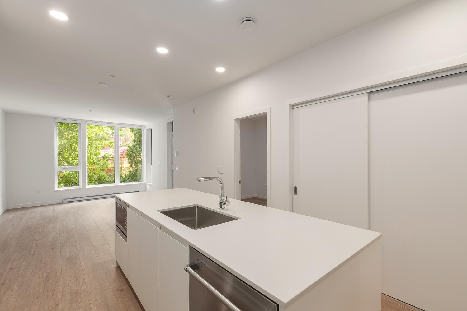 208 - 1500 Scott Crescent, Squamish, V8B 1G5 — photo 2