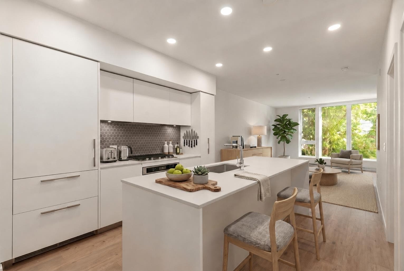 208 - 1500 Scott Crescent, Squamish, V8B 1G5 — photo 1