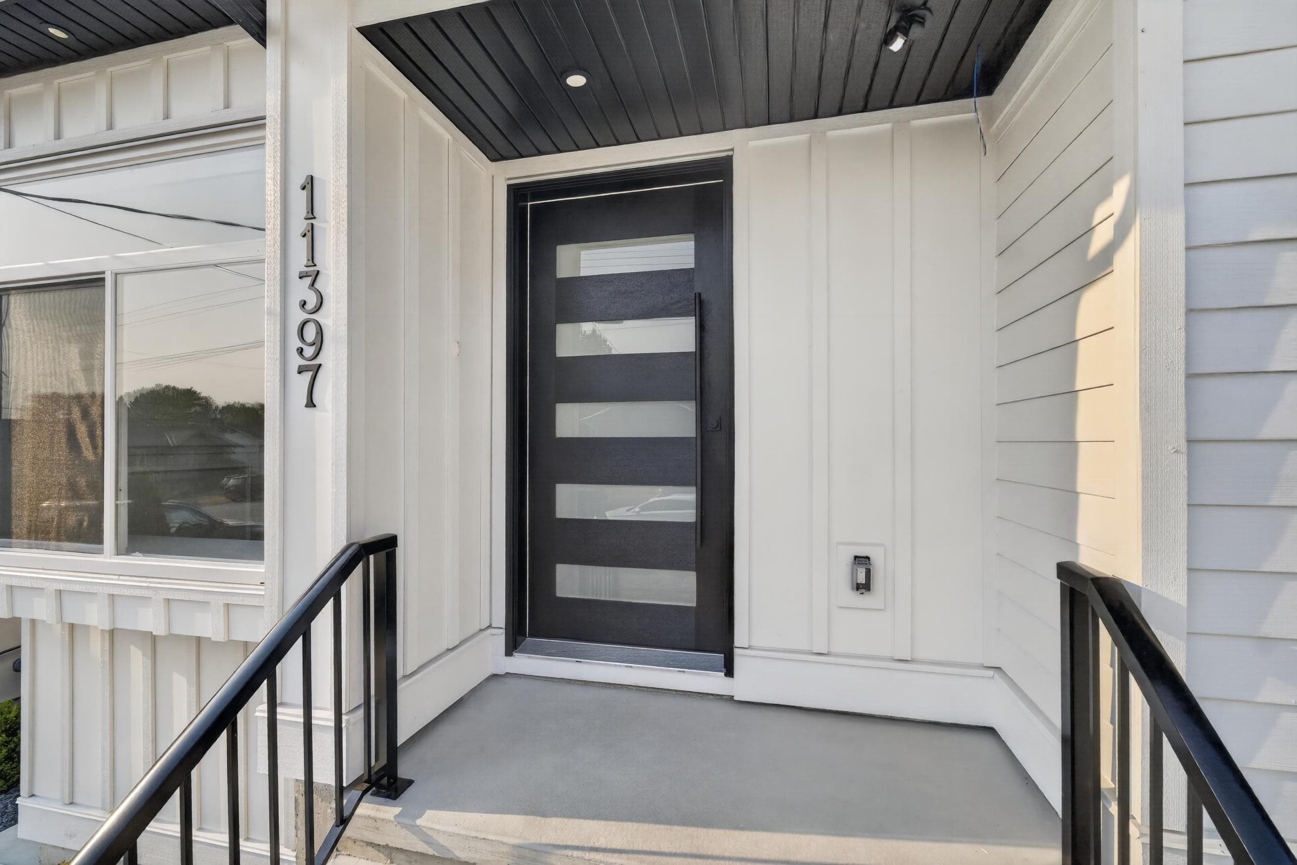 11397 85a Avenue, Delta, V4C 2V4 — photo 2