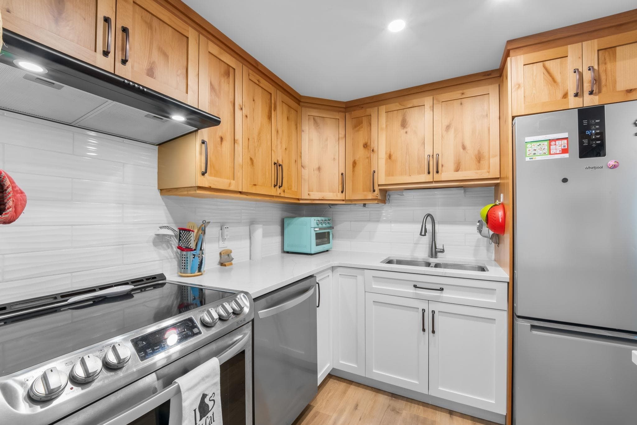 105 - 225 Mowat Street, New Westminster, V3M 4B1 — photo 3