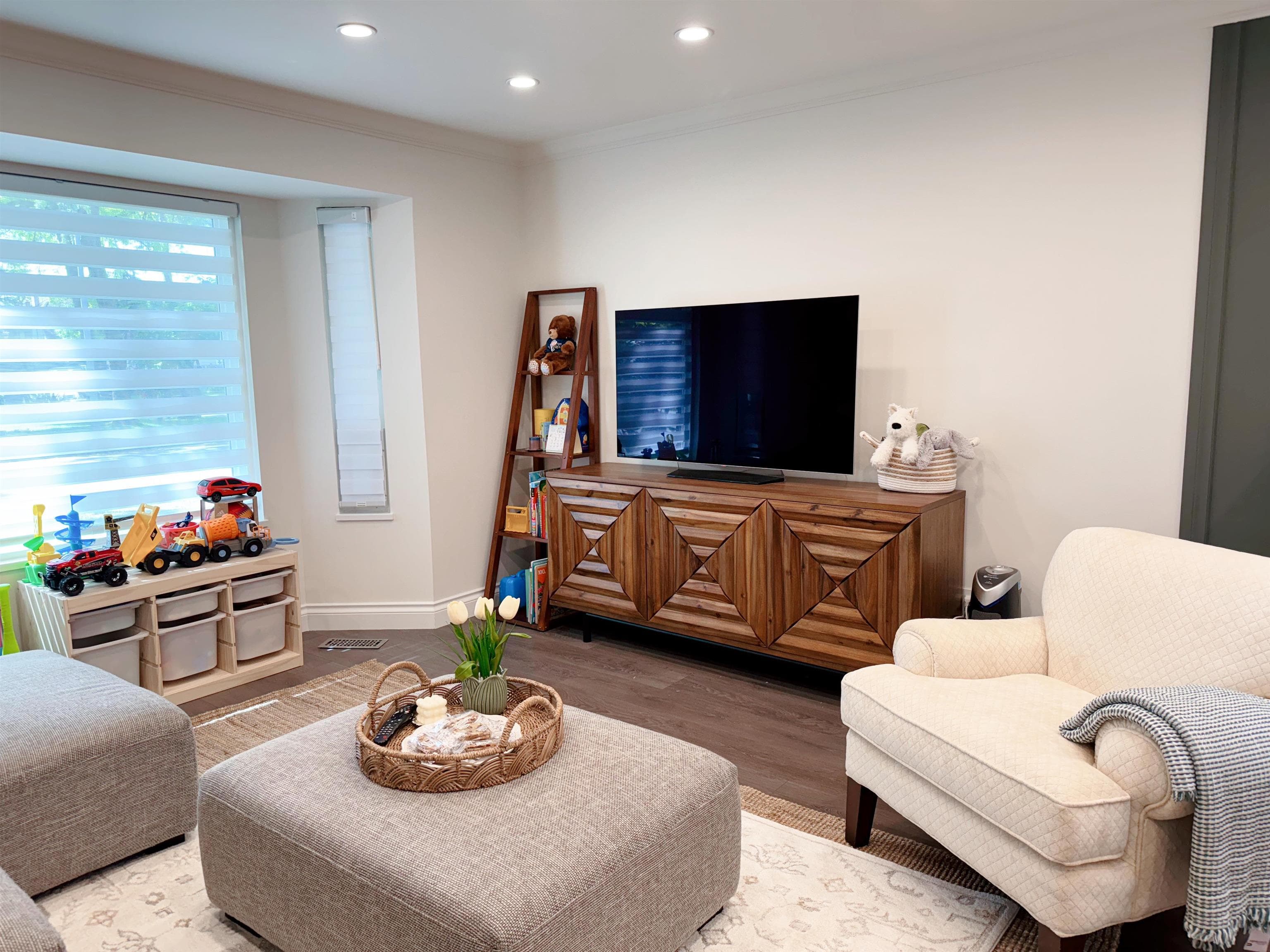 5179 Topaz Place, Richmond, V7C 4Z3 — photo 2