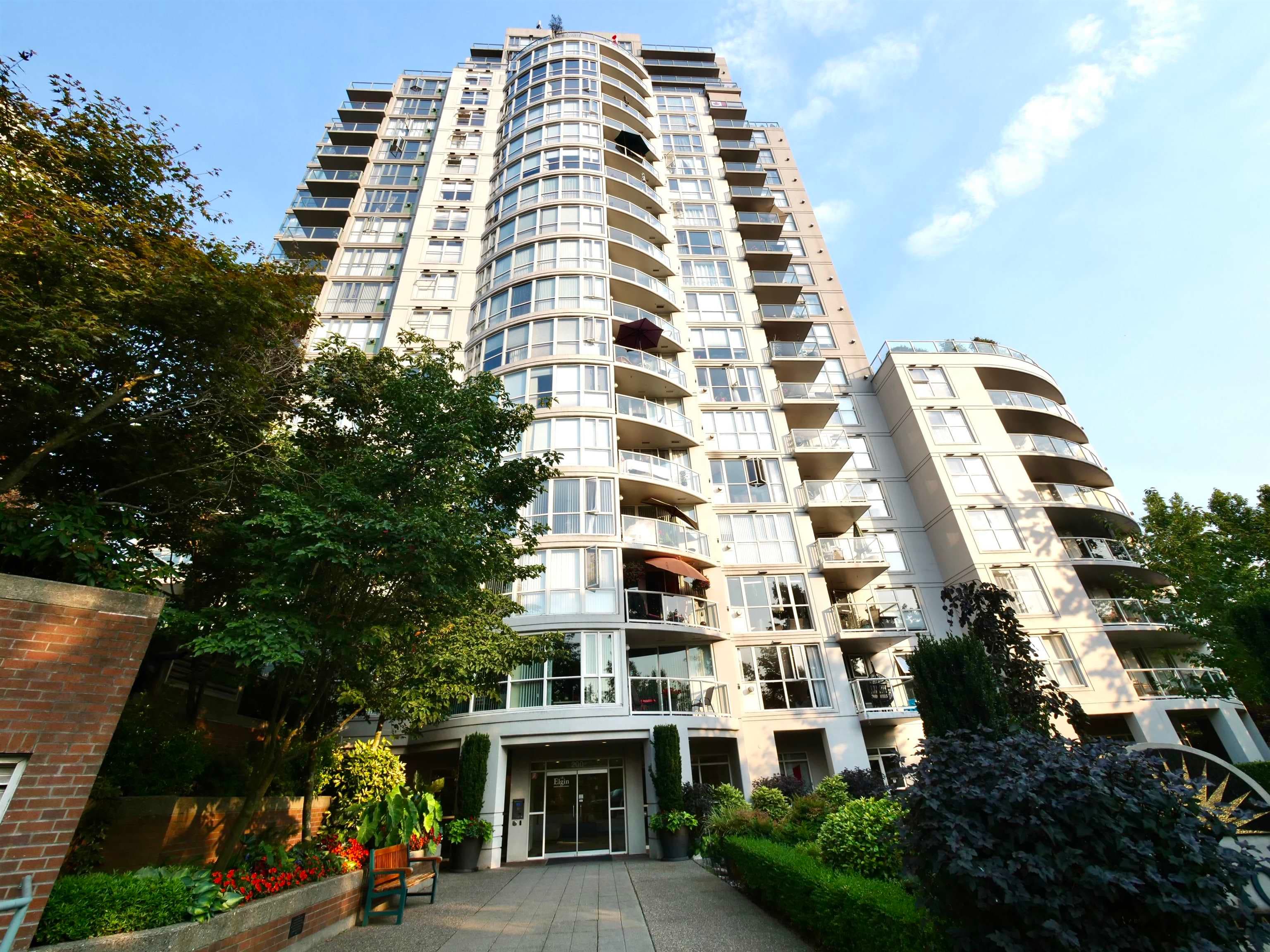 505 - 200 Newport Drive, Port Moody, V3H 5B7 — photo 1