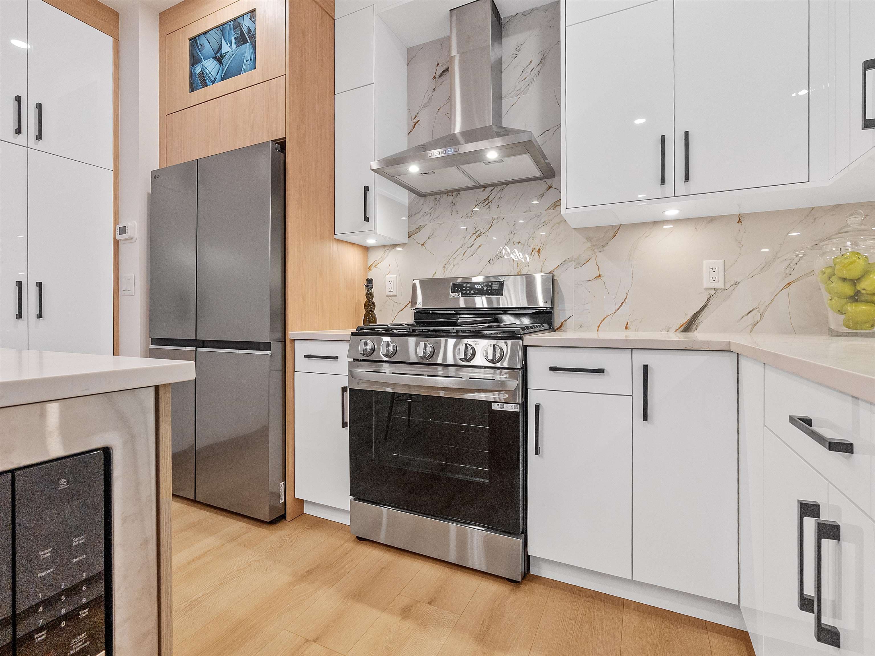 102 - 16693 16 Avenue, Surrey, V3S 9X7 — photo 1