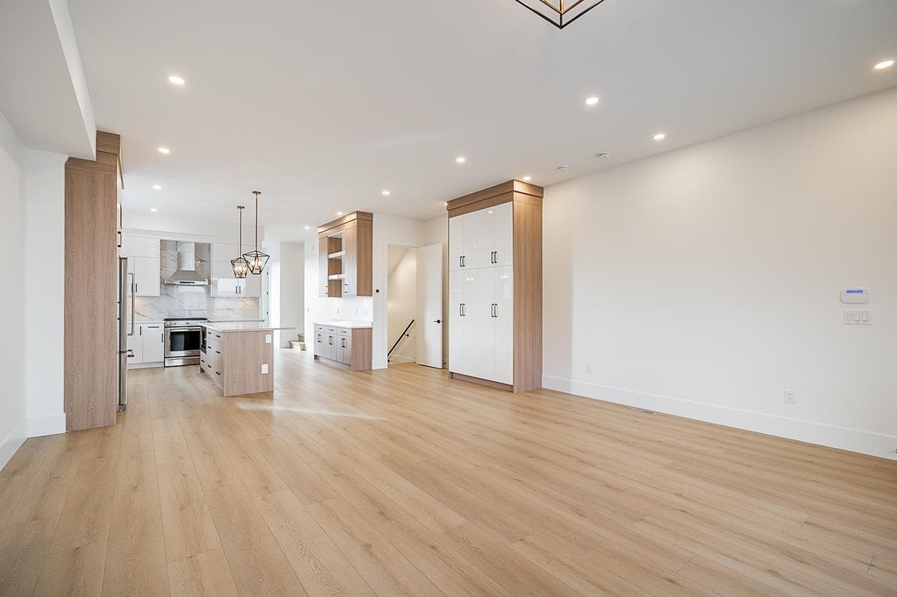 16685 16 Avenue, Surrey, V3S 9X7 — photo 3
