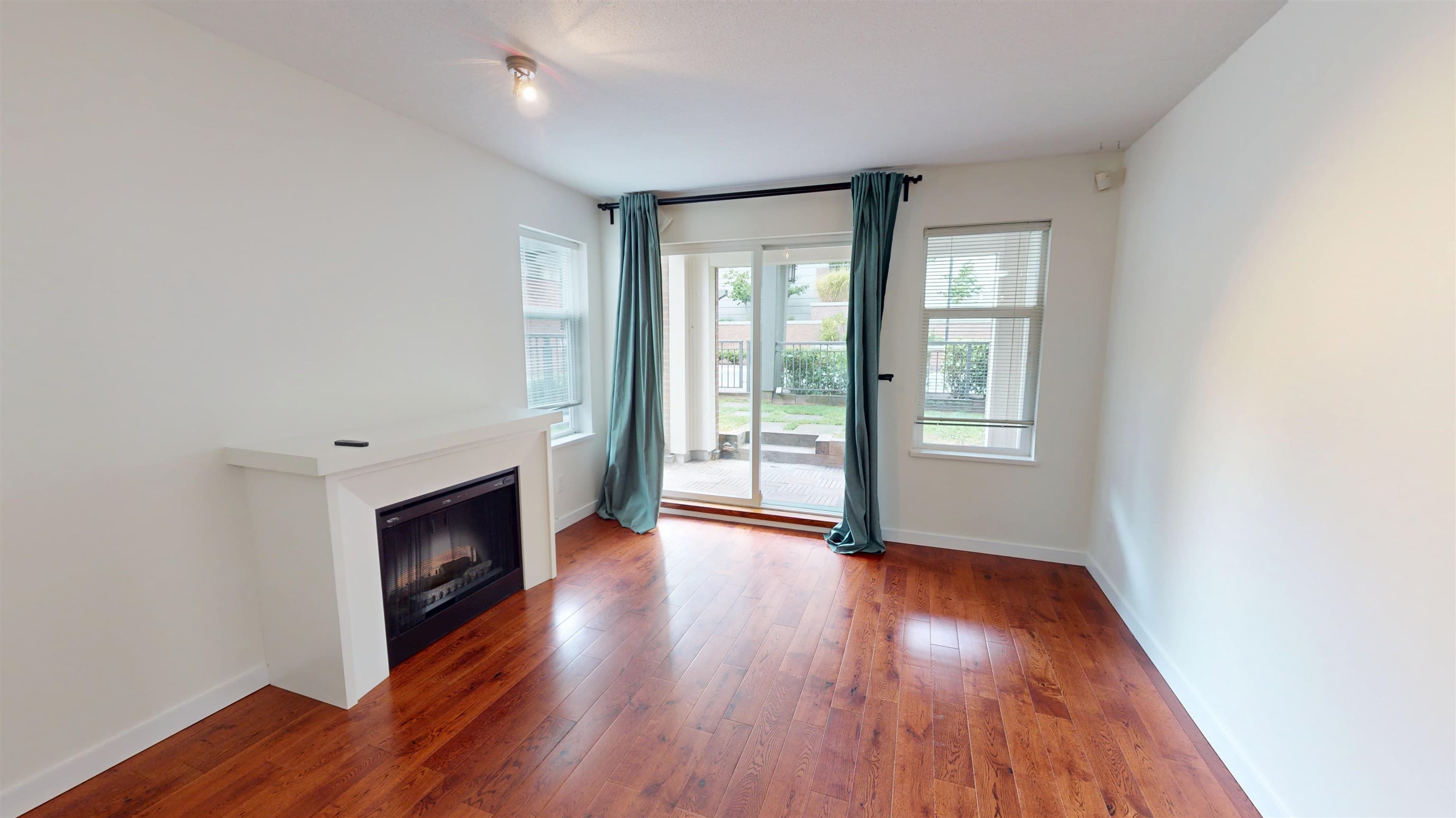 106 - 4788 Brentwood Drive, Burnaby, V5C 0C5 — photo 3