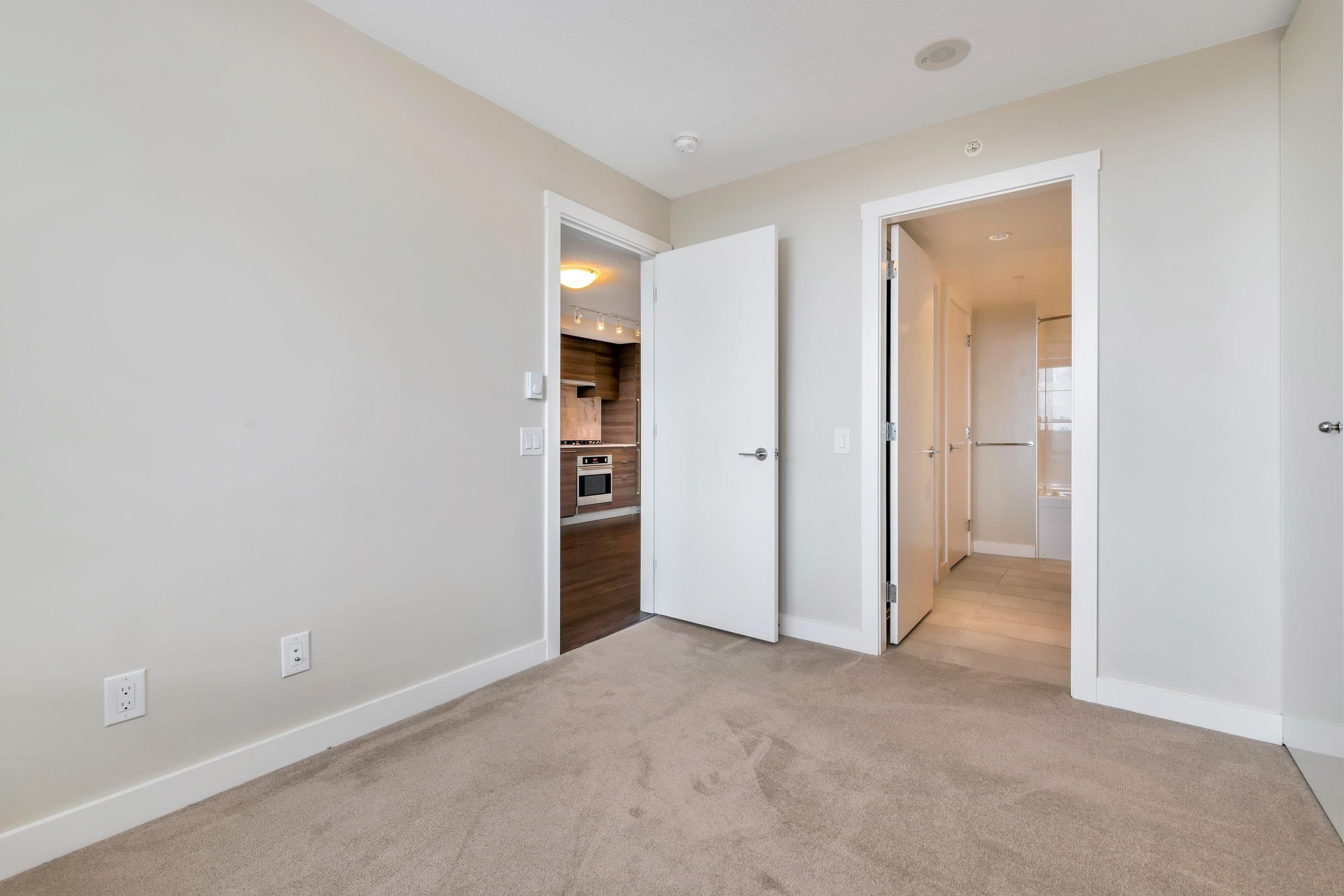 1407 - 602 Como Lake Avenue, Coquitlam, V3J 0G2 — photo 3