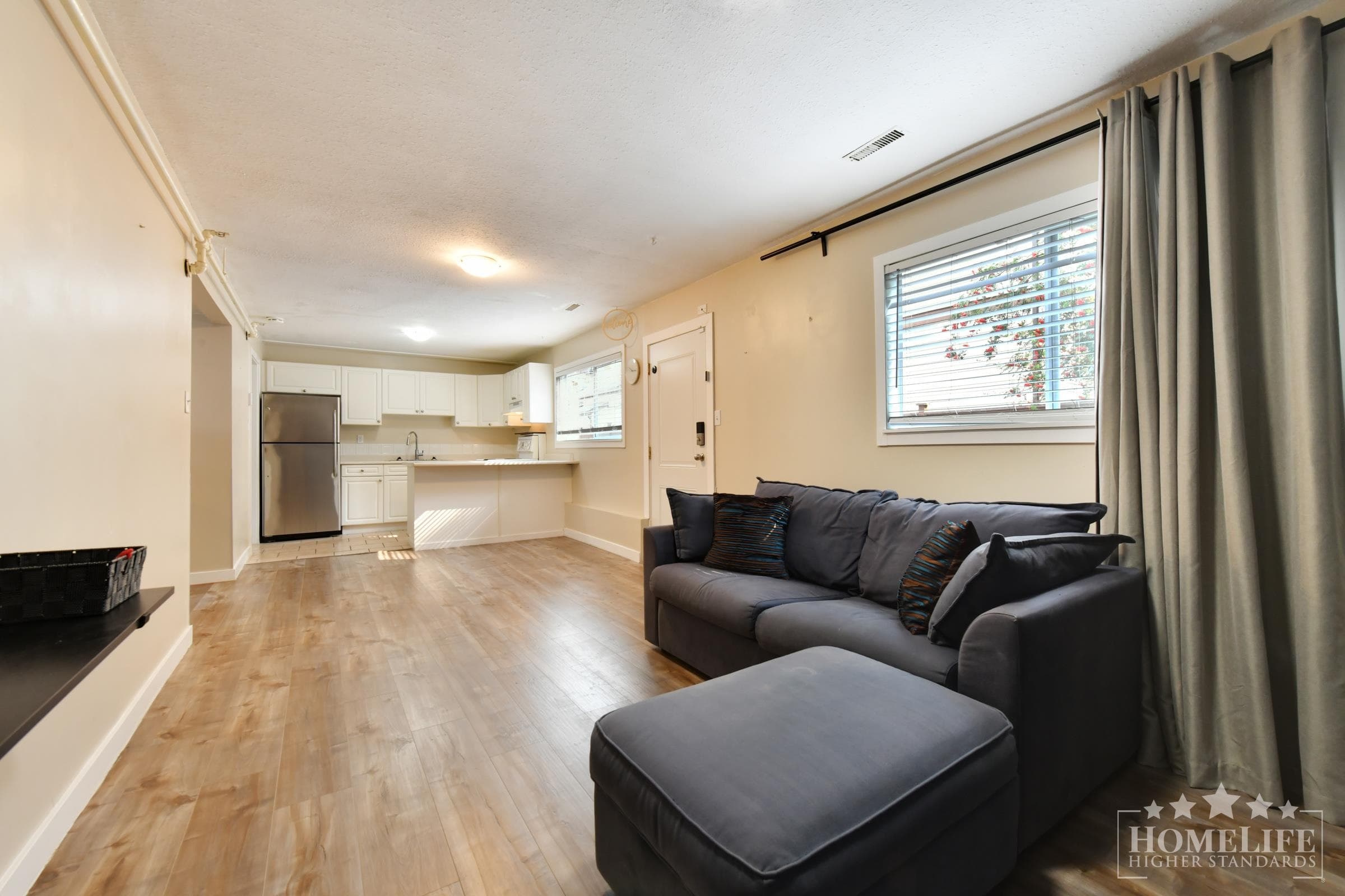 B - 20844 Douglas Crescent, Langley, V3A 4C2 — photo 4