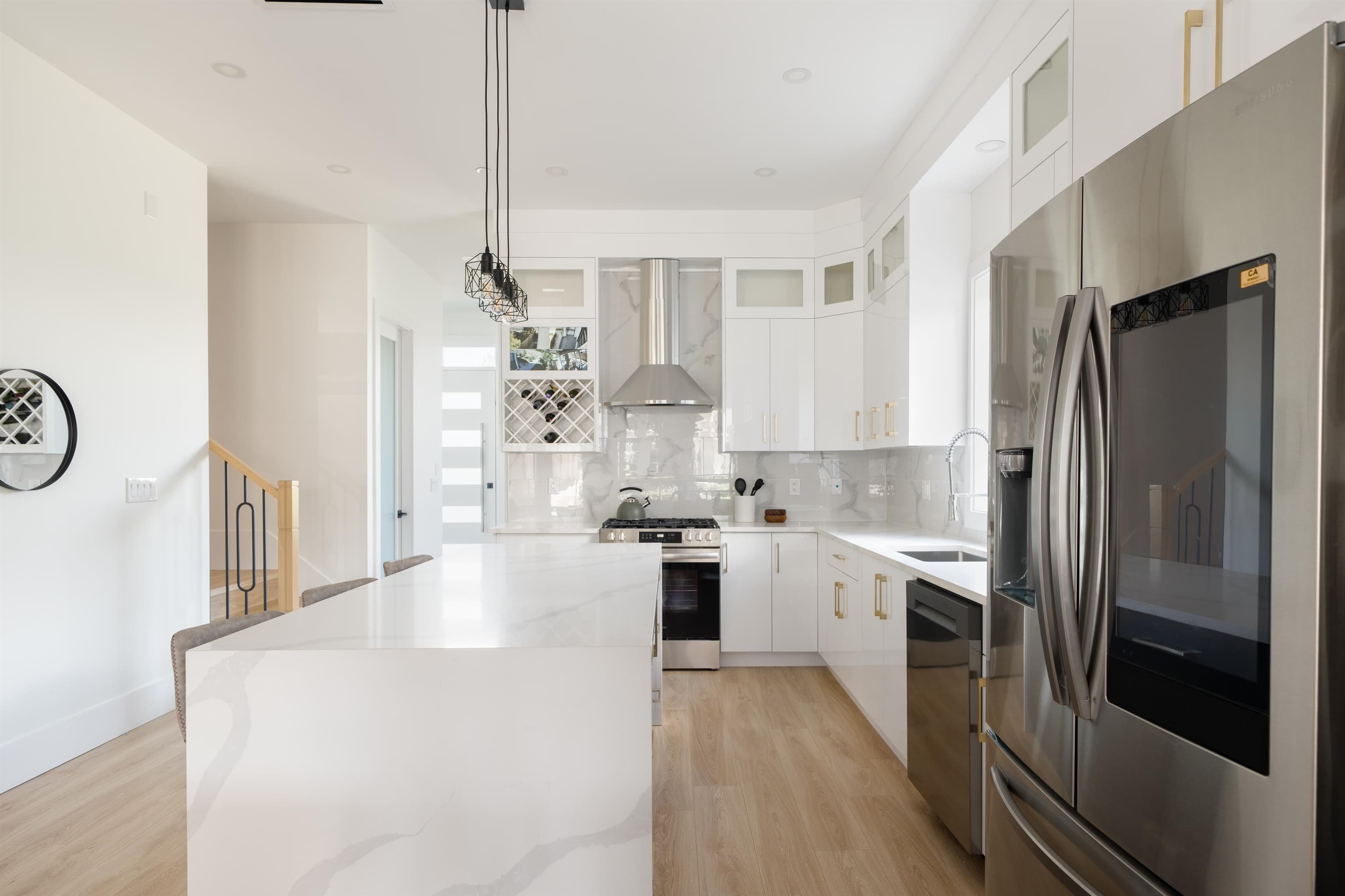 1 - 122 Eighth Avenue, New Westminster, V3L 1X8 — photo 3