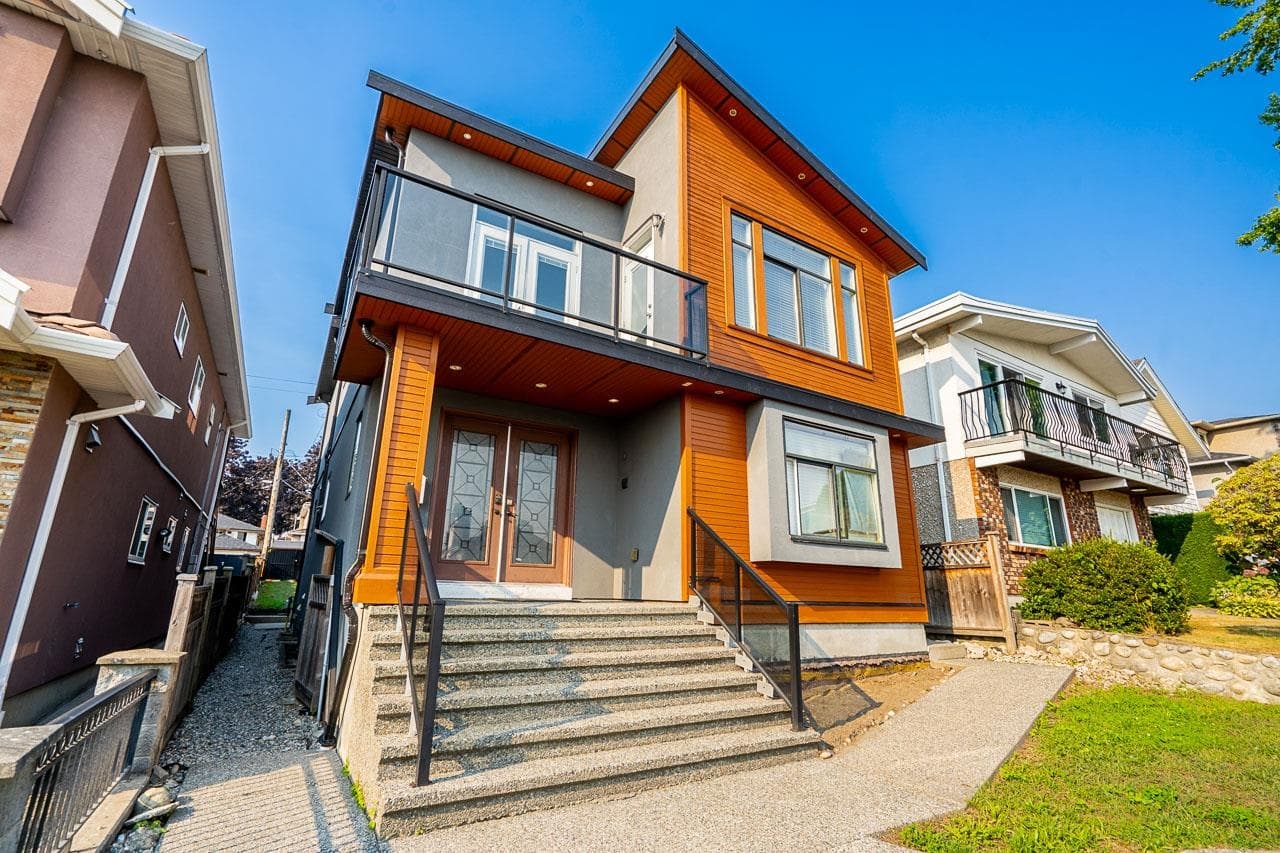 3945 Parker Street, Burnaby, V5C 3B7 — photo 3