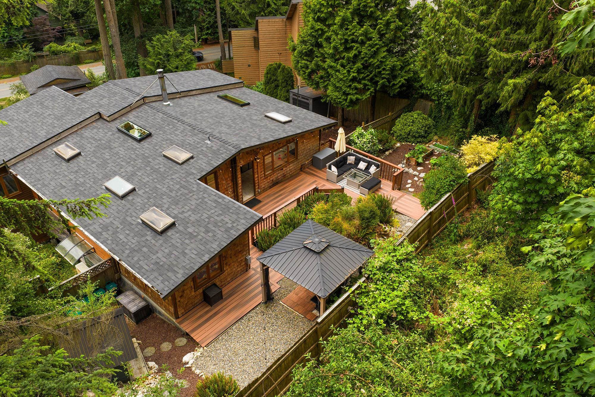 1222 Miller Road, Bowen Island, V0N 1G1 — photo 1