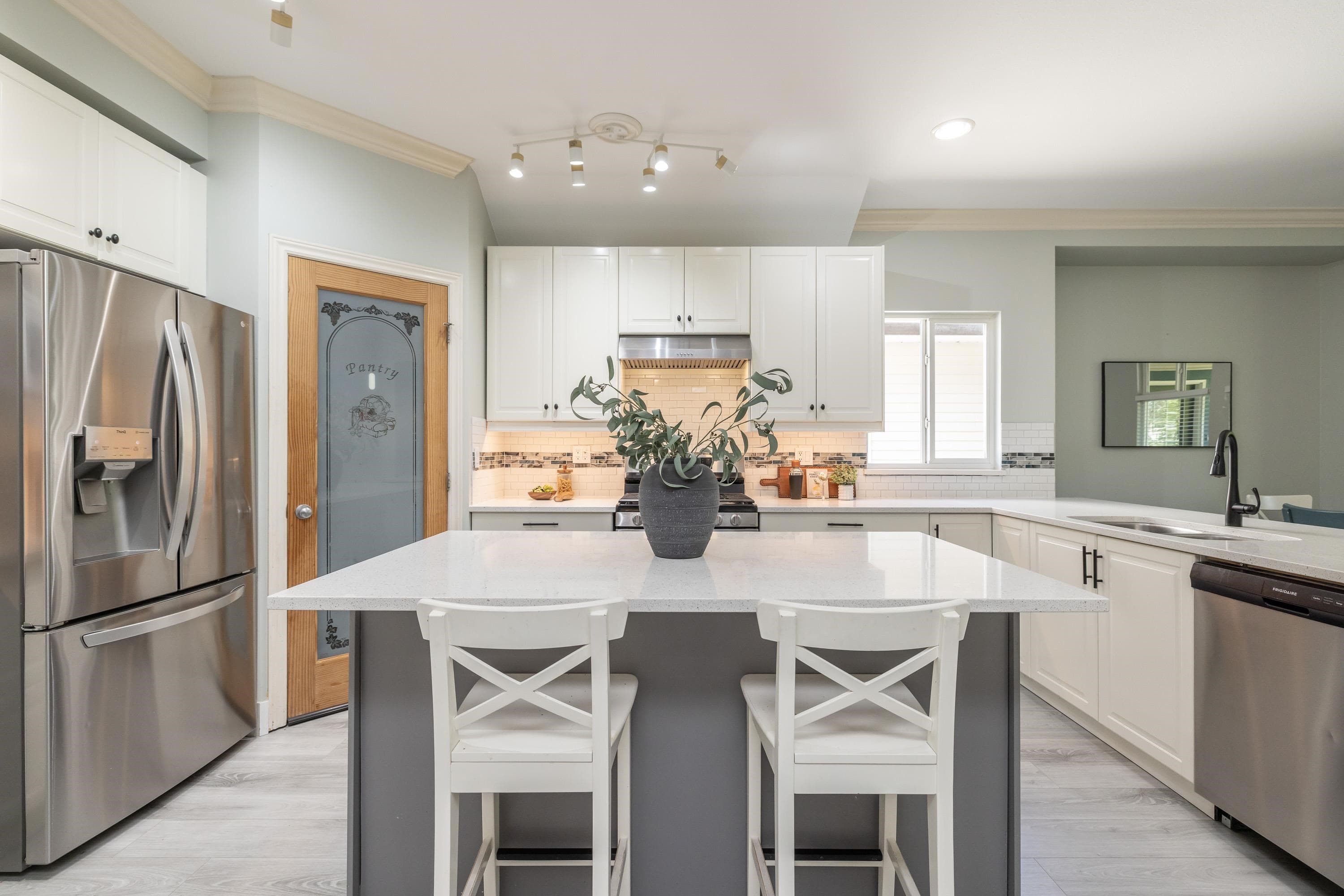 19 - 18868 69 Avenue, Surrey, V4N 5K7 — photo 2