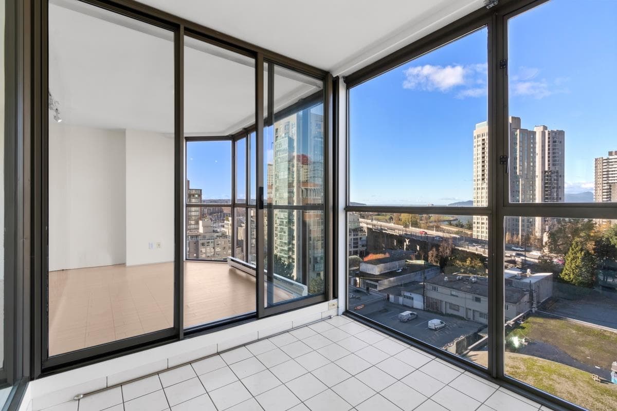 1007 - 888 Pacific Street, Vancouver, V6Z 2S6 — photo 4