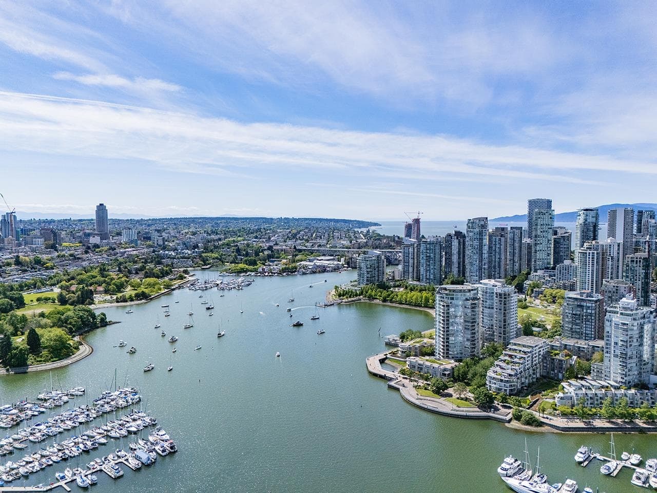 1067 Marinaside Crescent, Vancouver, V6Z 3A4 — photo 3