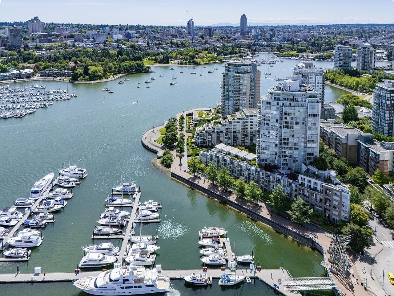 1067 Marinaside Crescent, Vancouver, V6Z 3A4 — photo 1