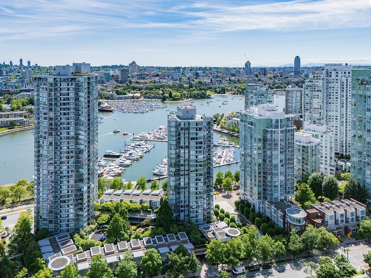 1067 Marinaside Crescent, Vancouver, V6Z 3A4 — photo 5